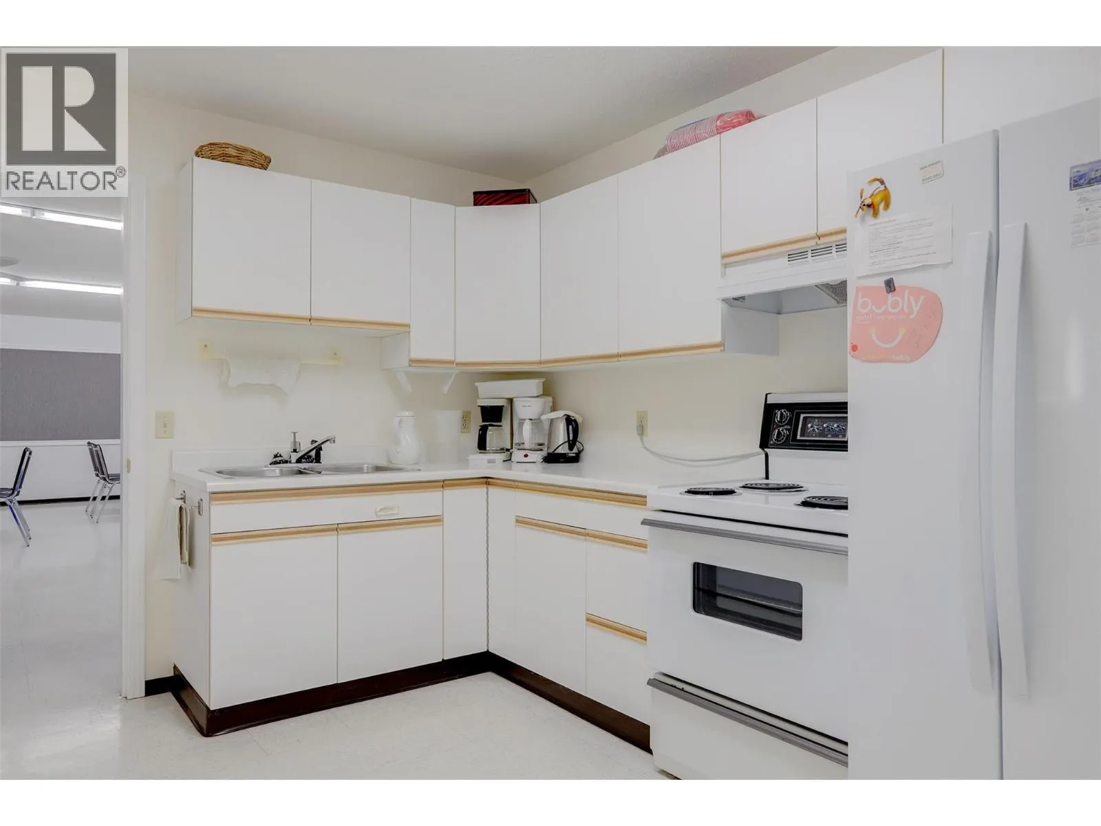 3900 27 Avenue Unit# 19