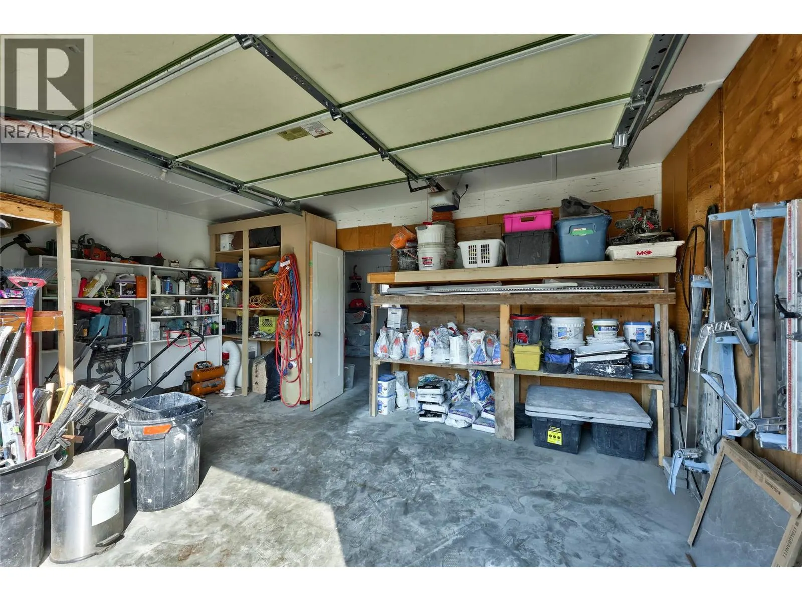 1732 Valleyview Drive