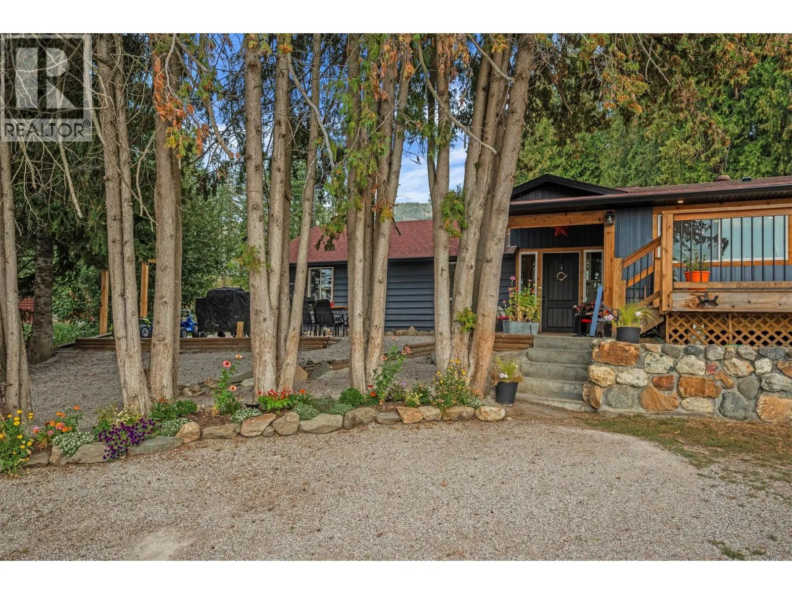 1274 Mountain View Road