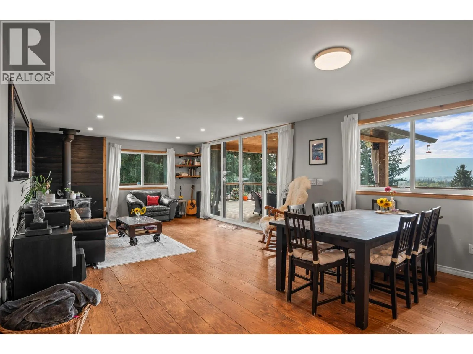 1274 Mountain View Road
