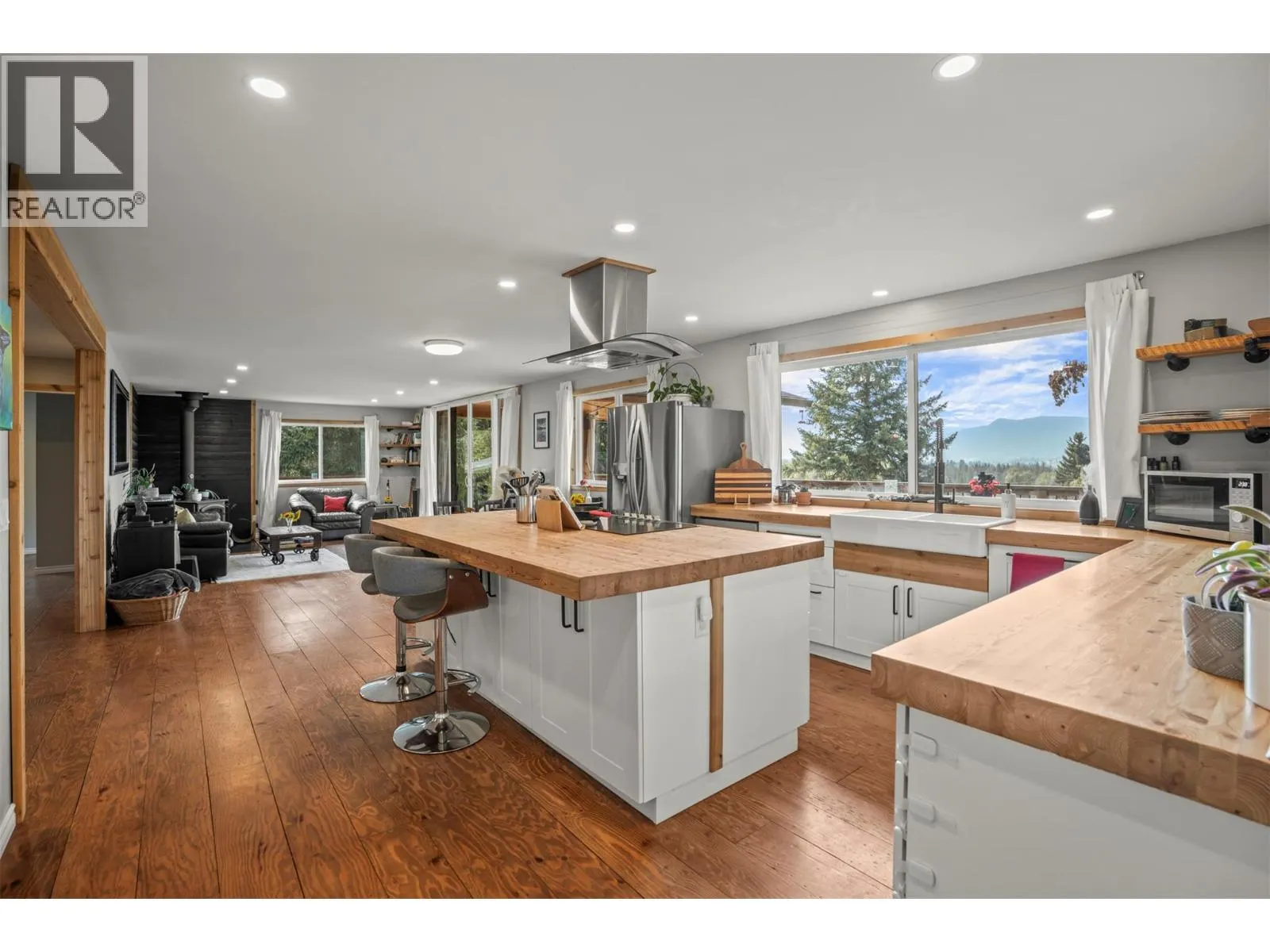1274 Mountain View Road