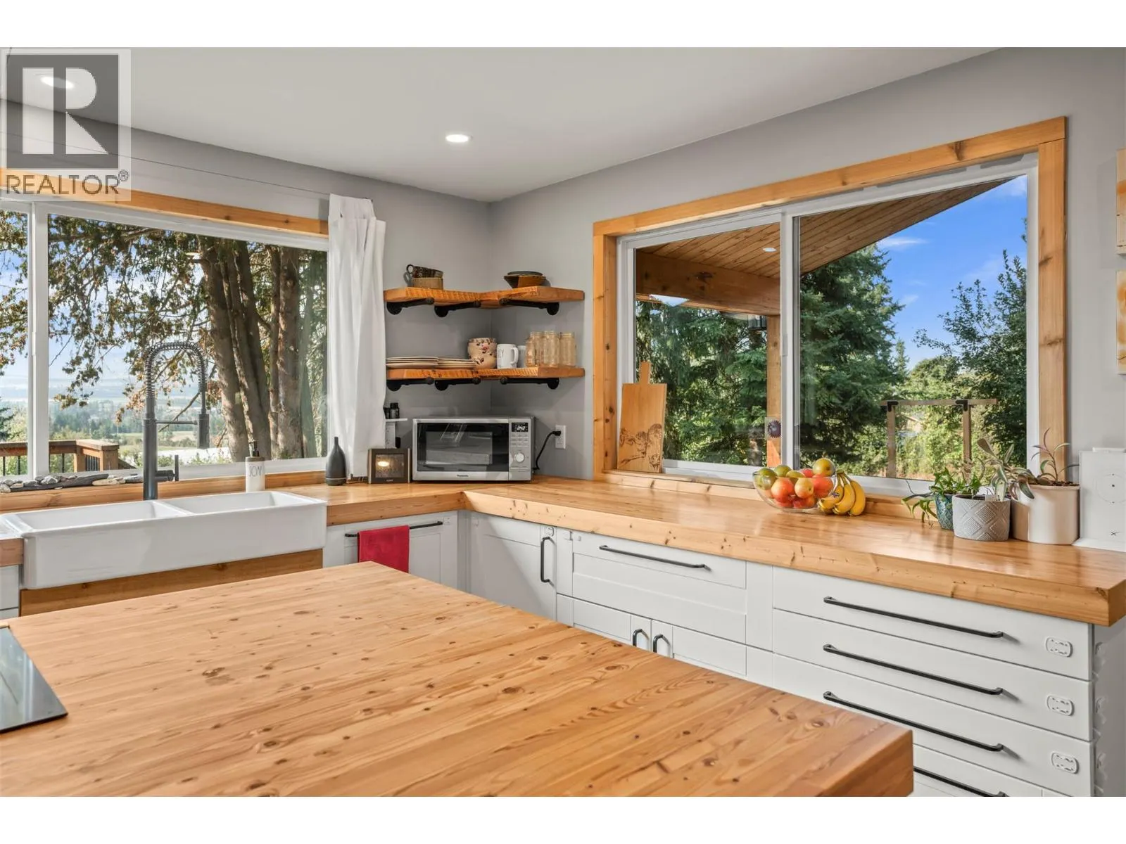 1274 Mountain View Road
