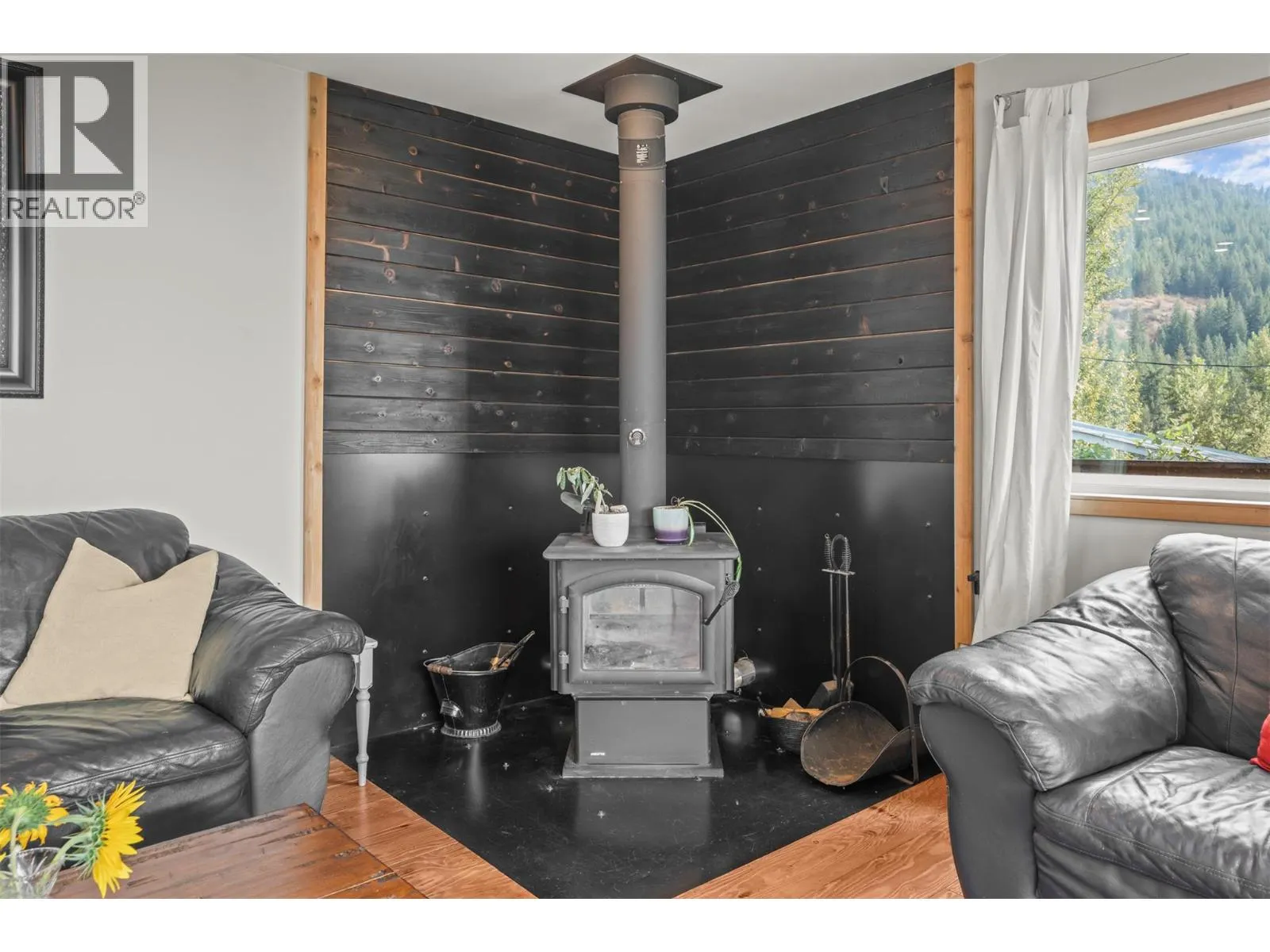 1274 Mountain View Road