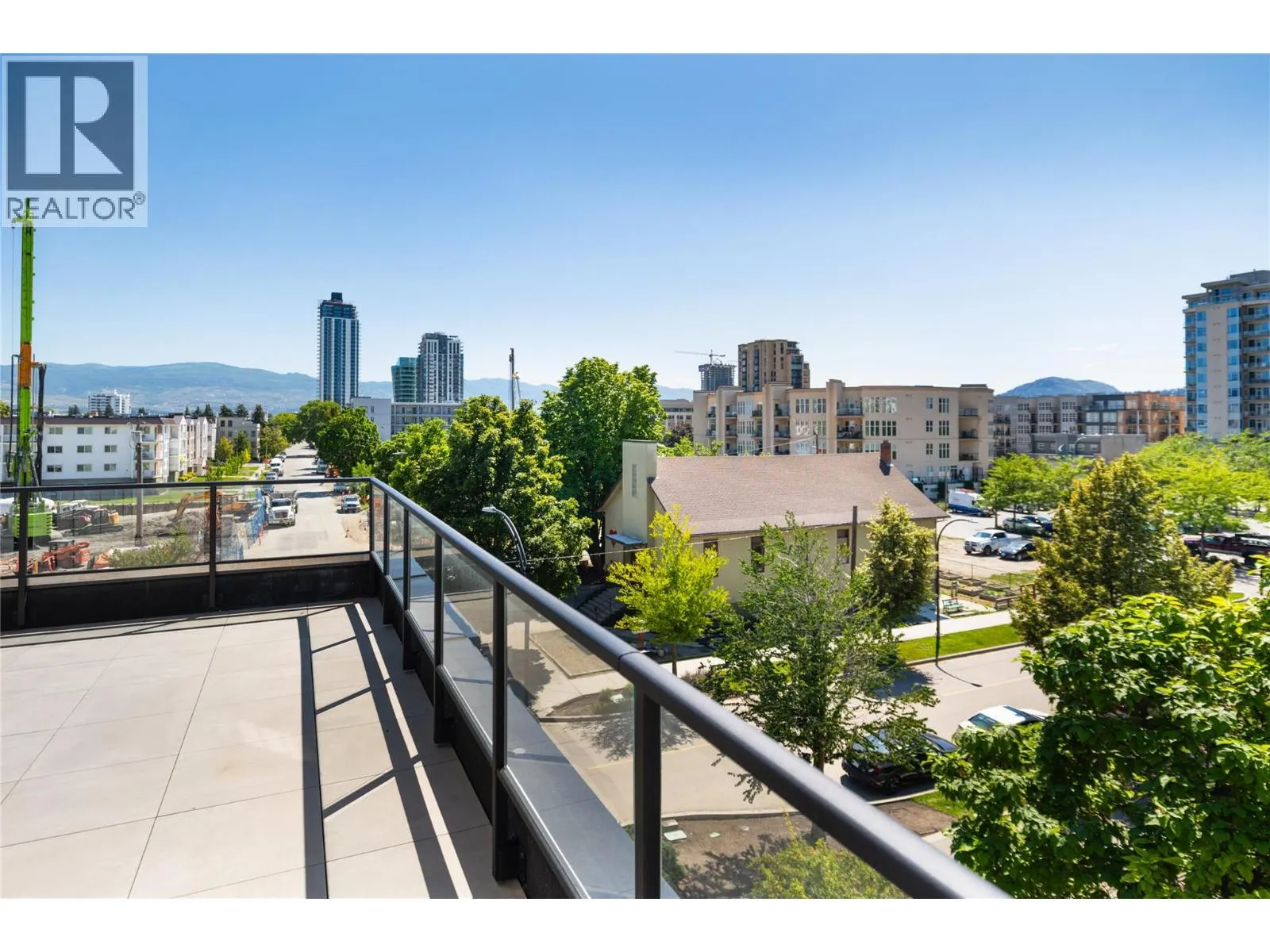 604 Cawston Avenue Unit# 415
