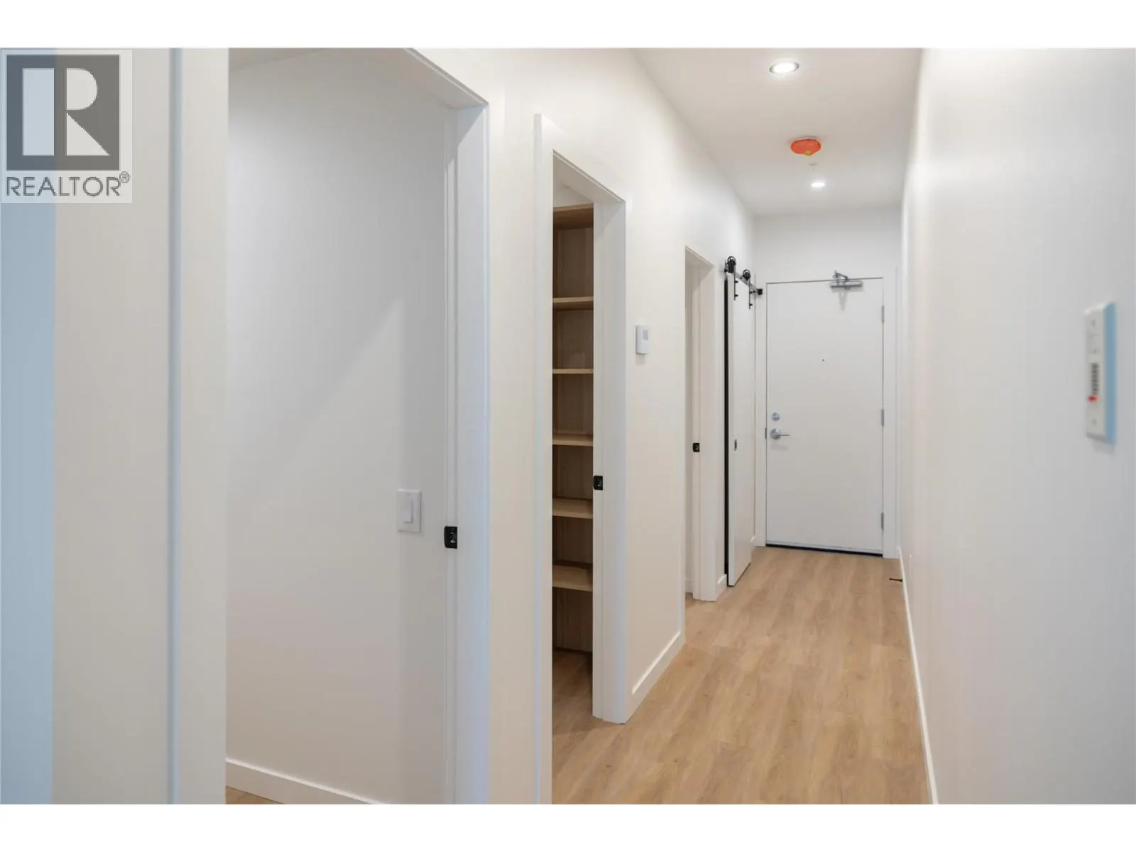 604 Cawston Avenue Unit# 415