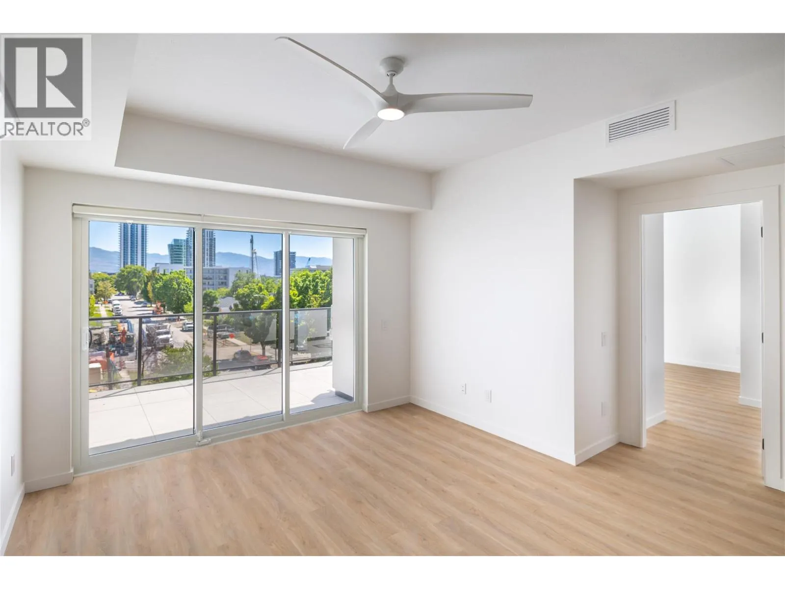 604 Cawston Avenue Unit# 415