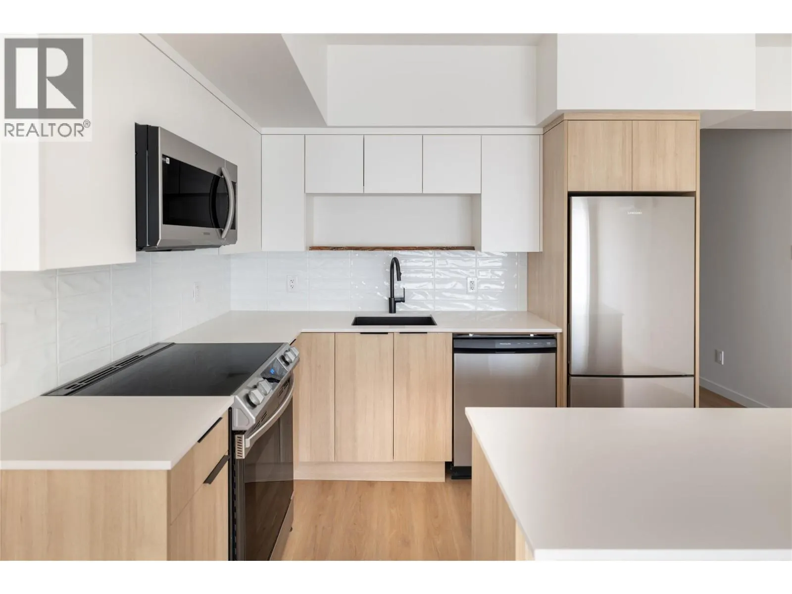 604 Cawston Avenue Unit# 415