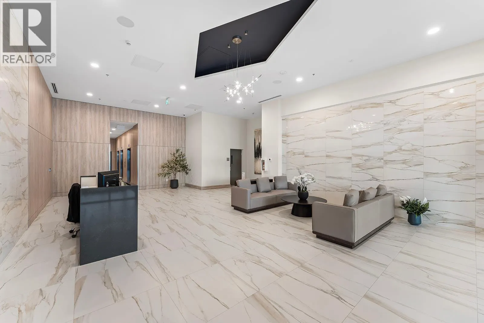 1626 Water Street Unit# 2007