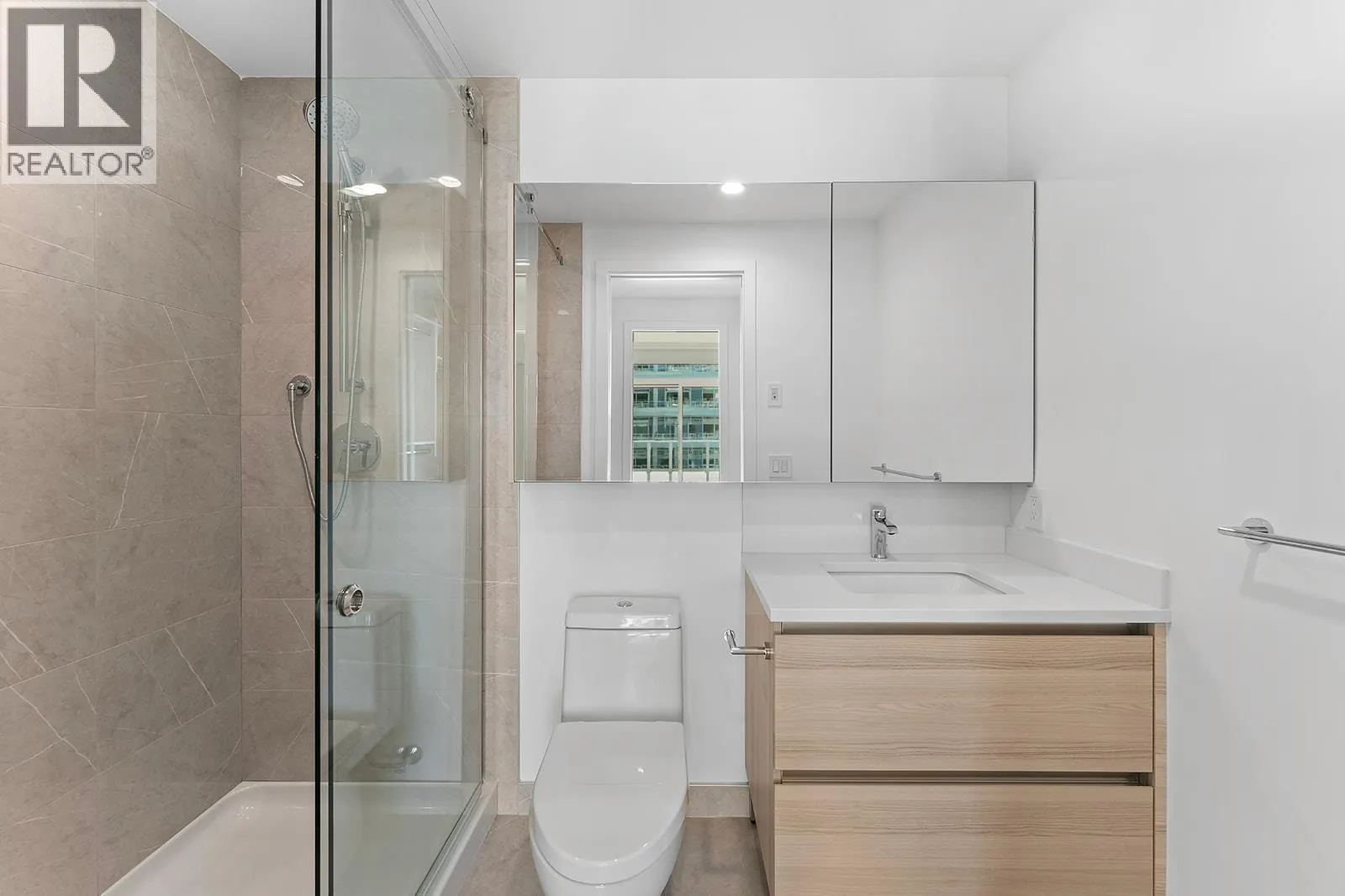 1626 Water Street Unit# 2007