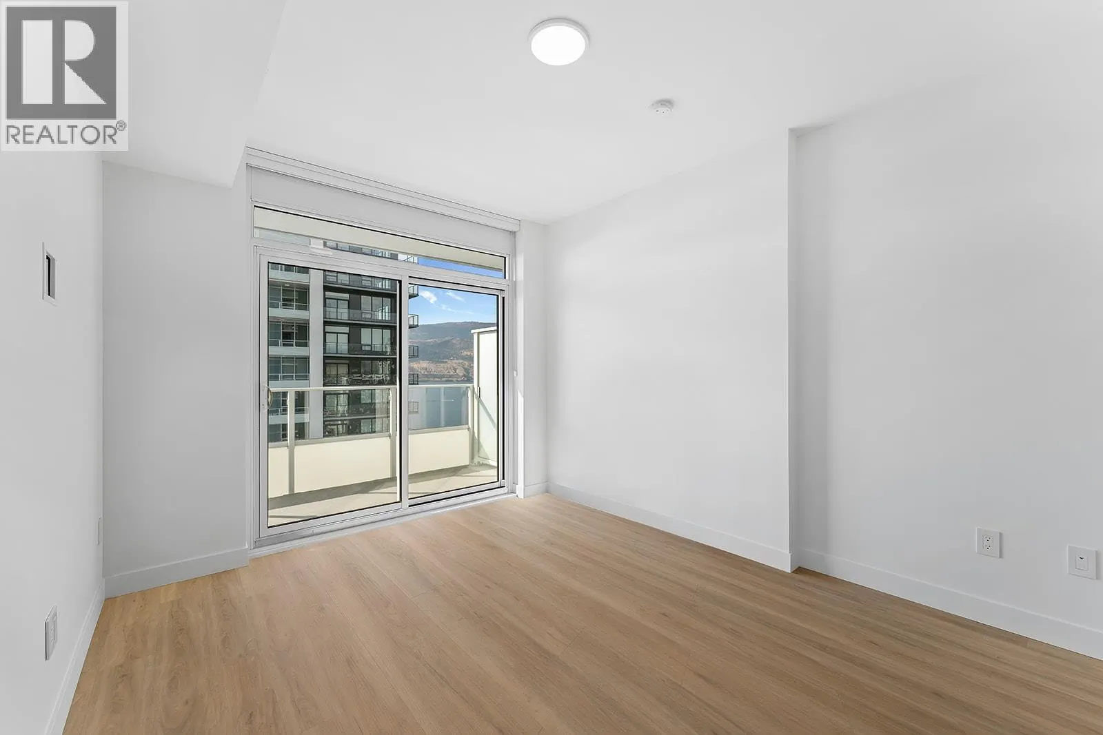 1626 Water Street Unit# 2007