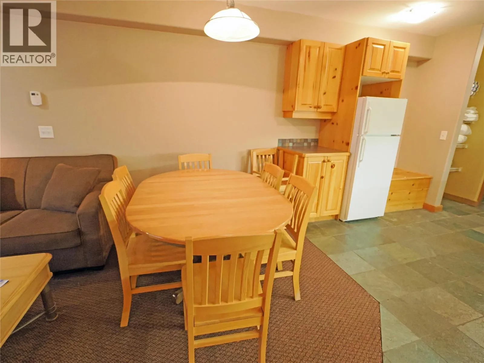 5335 Big White Road Unit# 303/305