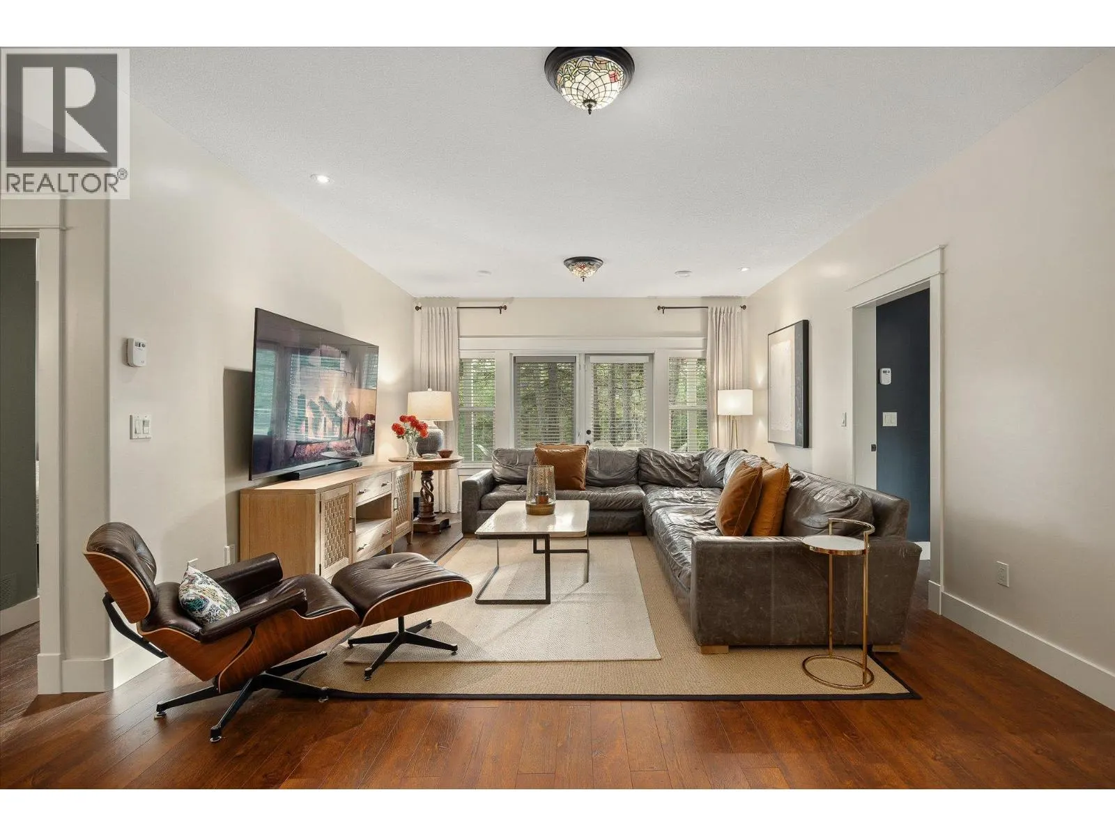 192 Louie View Drive