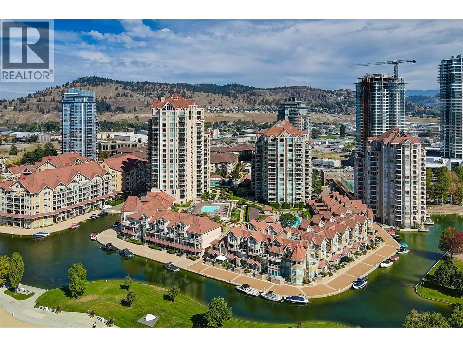 1152 Sunset Drive Unit# 606