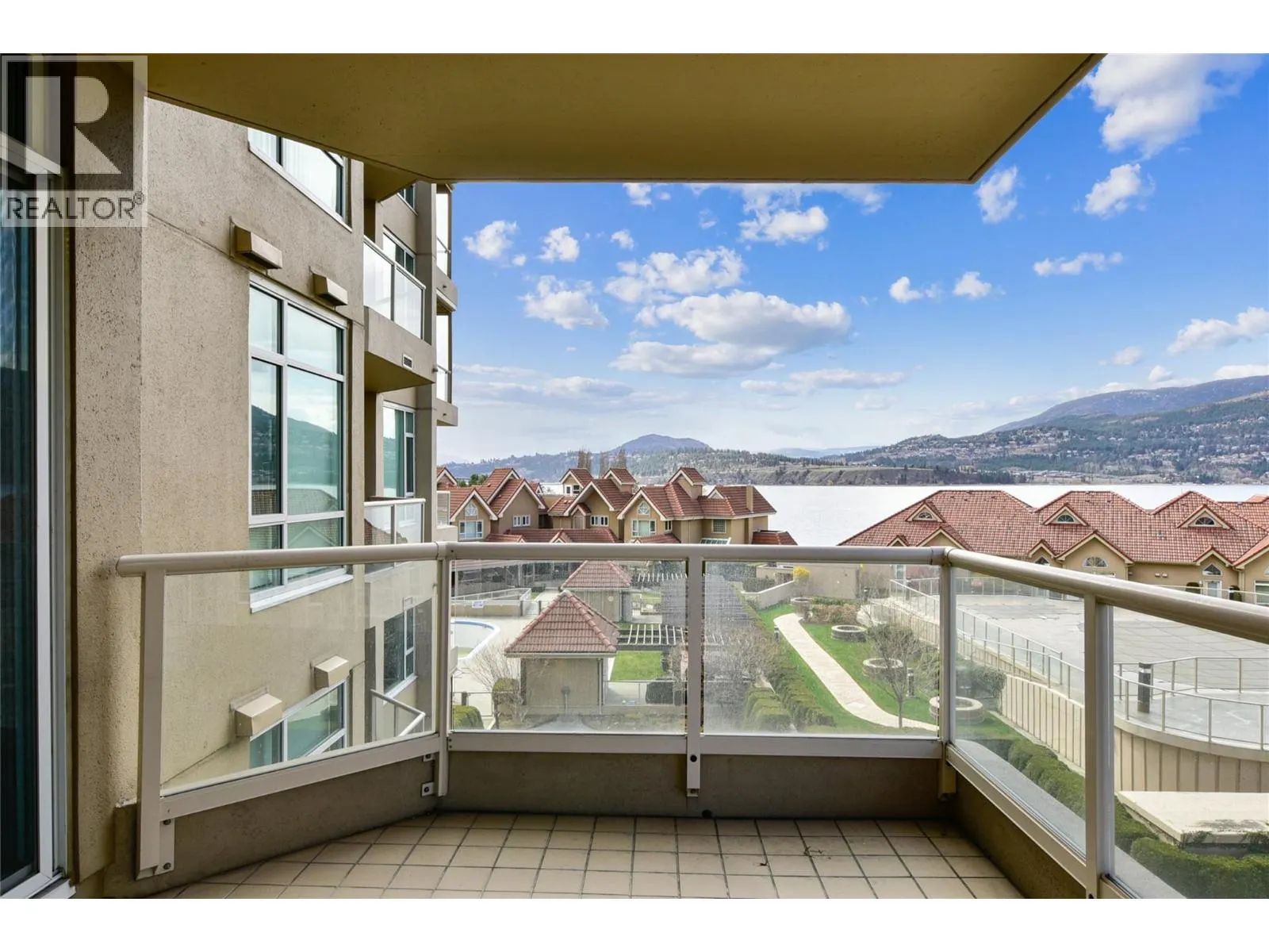 1152 Sunset Drive Unit# 606