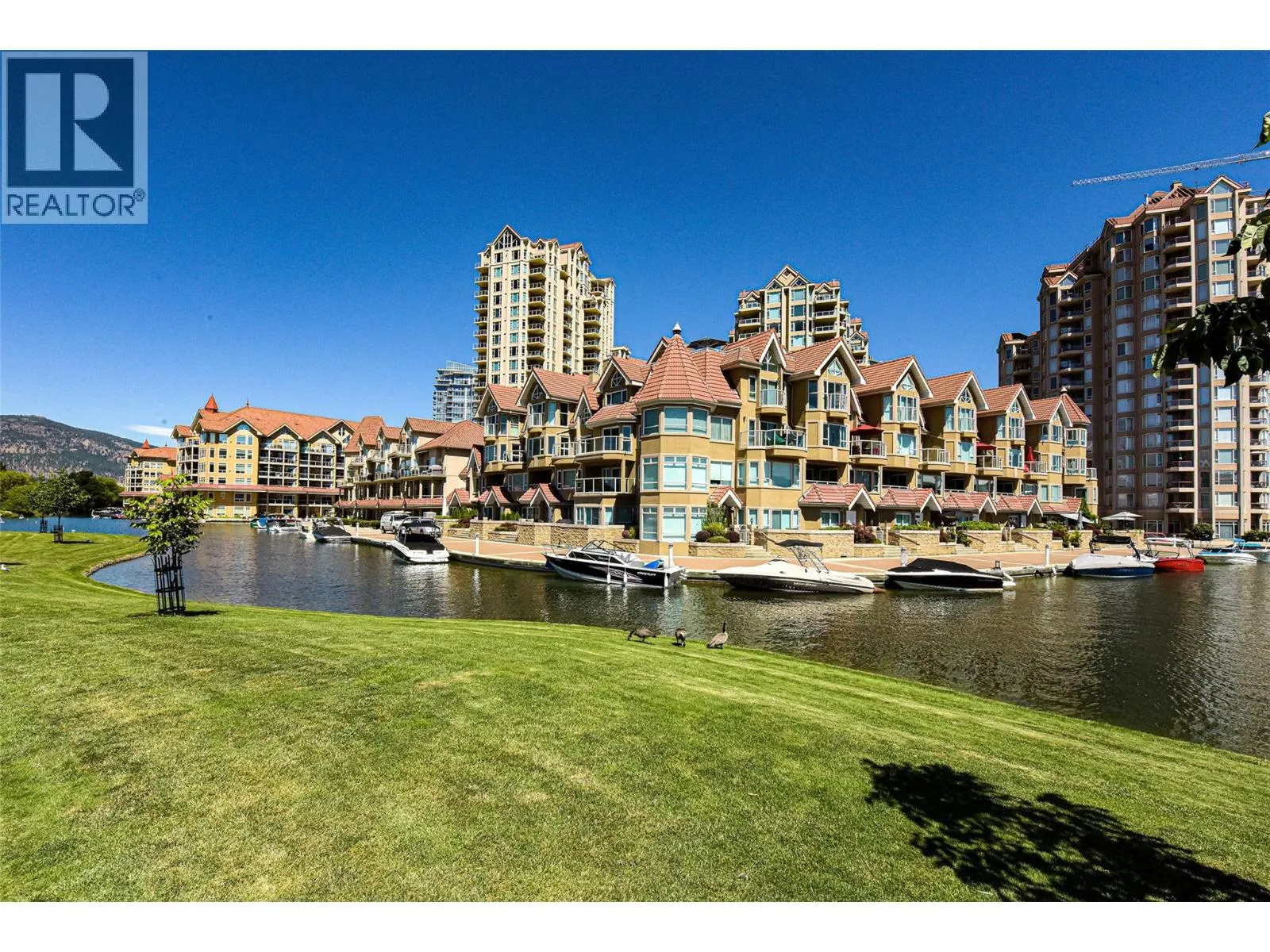 1152 Sunset Drive Unit# 606