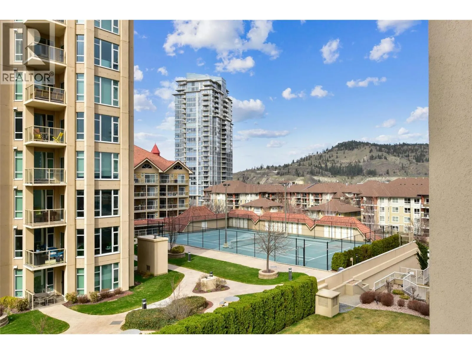 1152 Sunset Drive Unit# 606