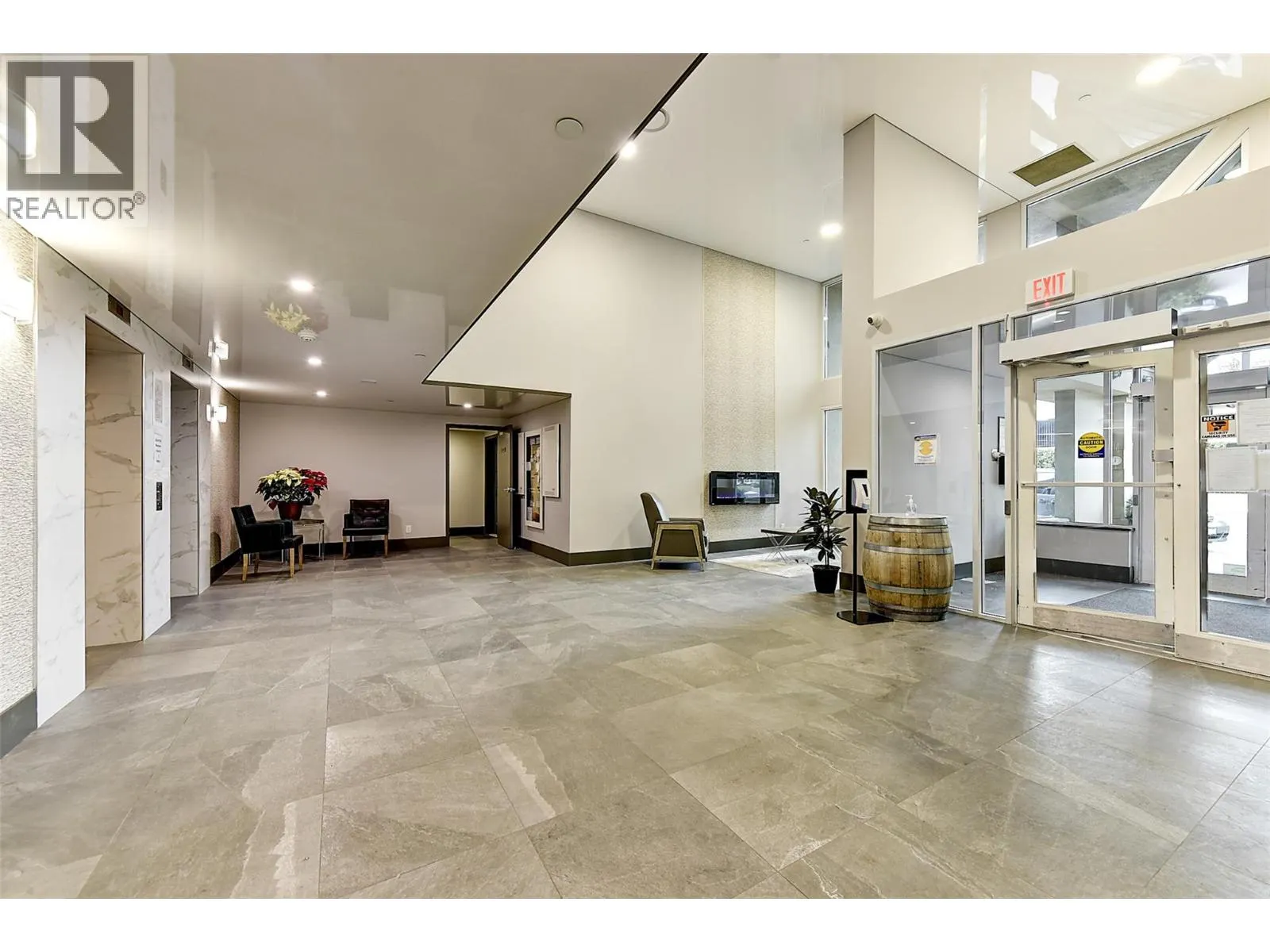 1152 Sunset Drive Unit# 606
