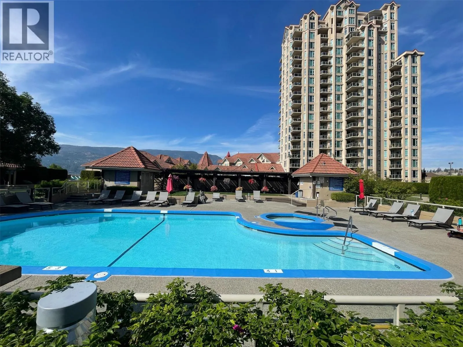 1152 Sunset Drive Unit# 606