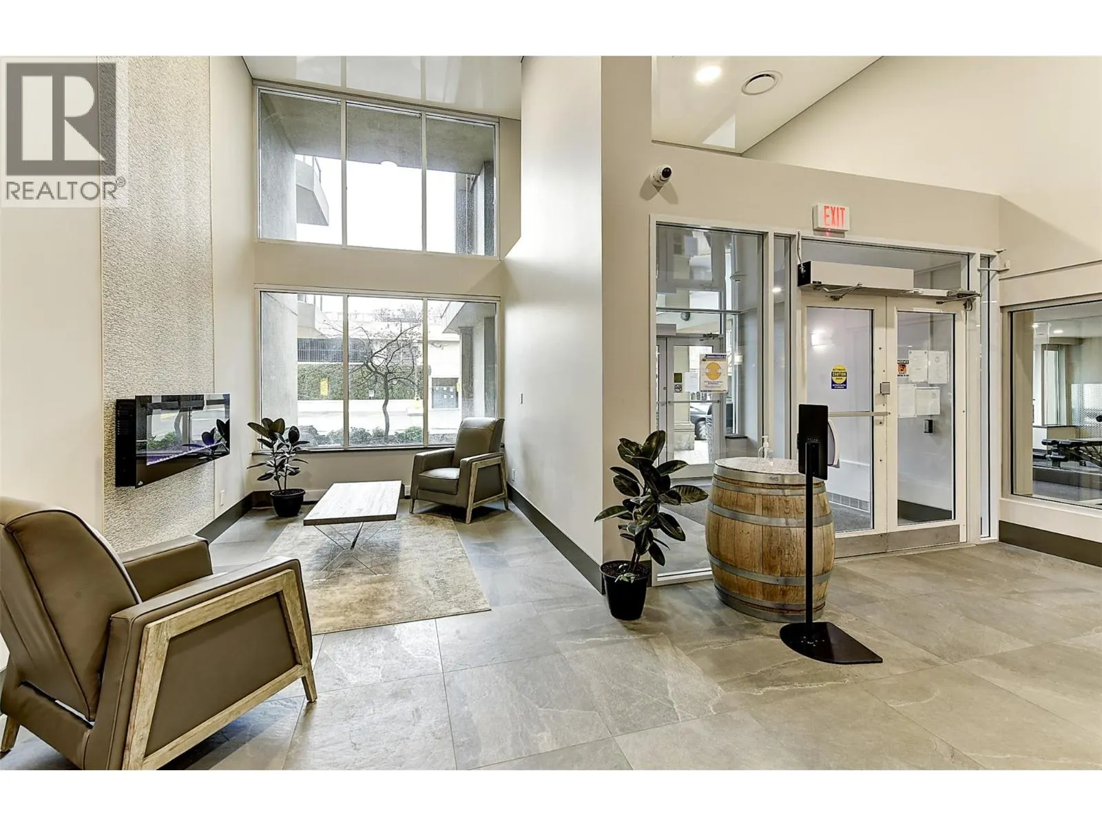 1152 Sunset Drive Unit# 606