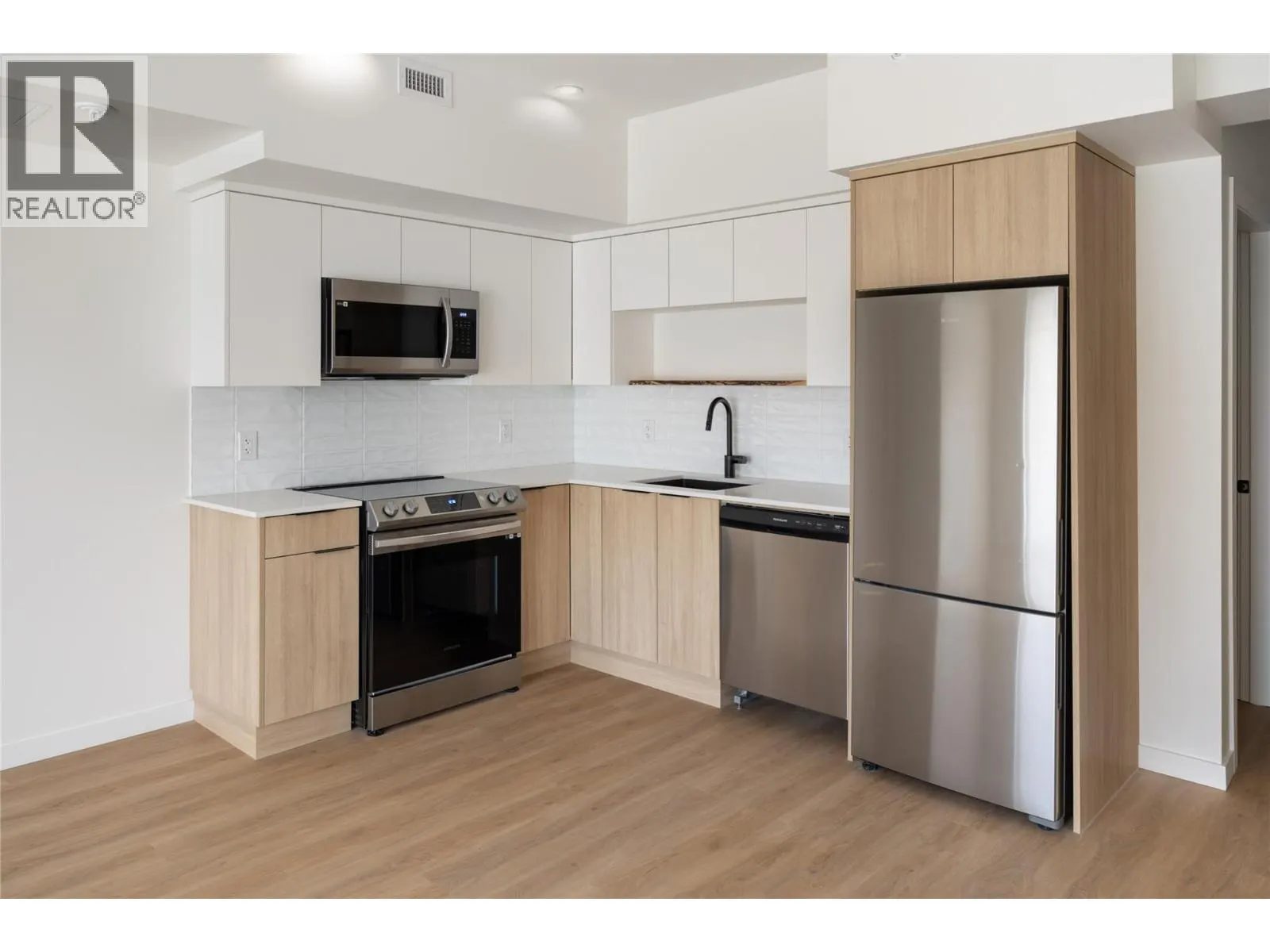604 Cawston Avenue Unit# 615