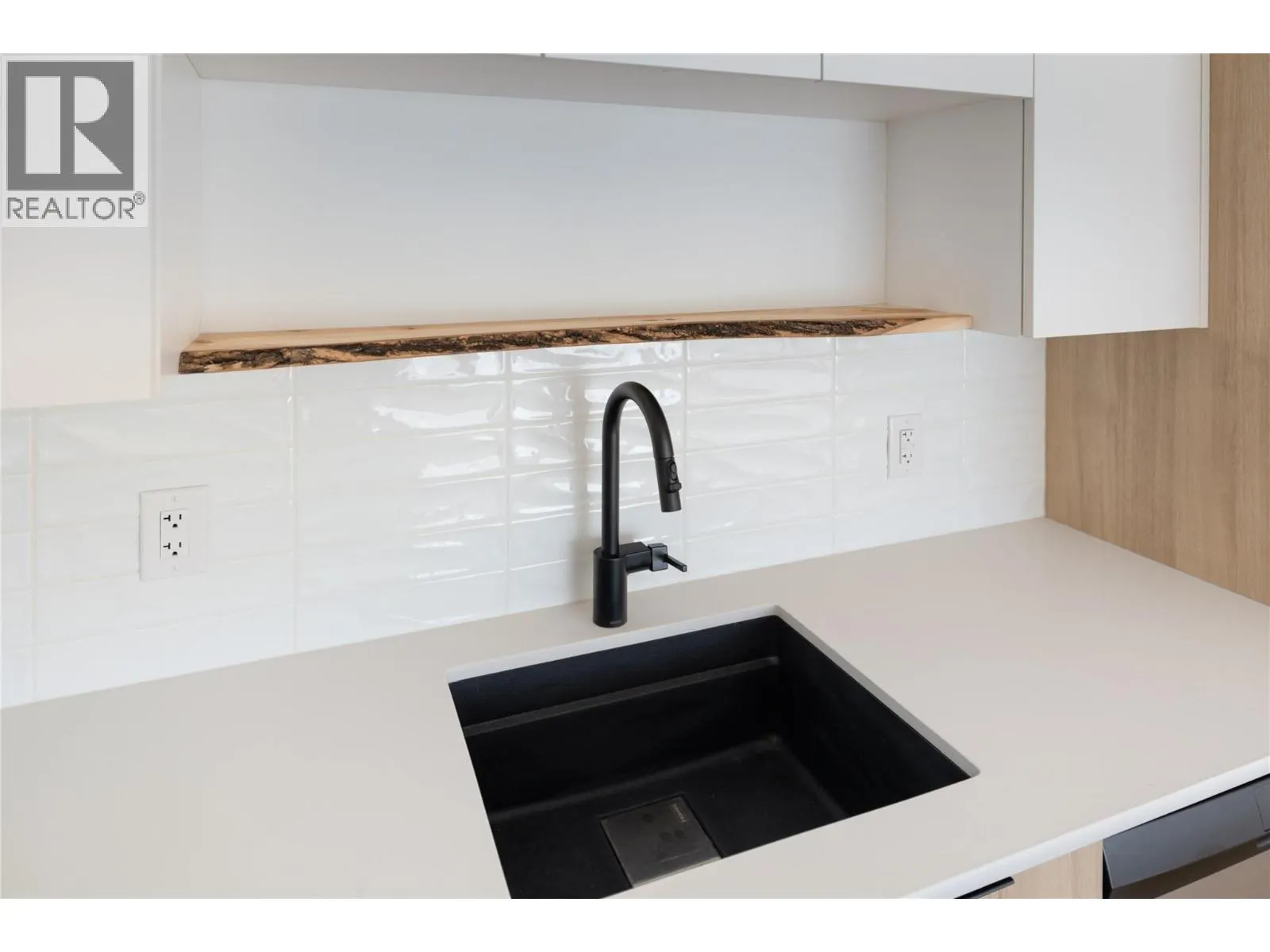 604 Cawston Avenue Unit# 615