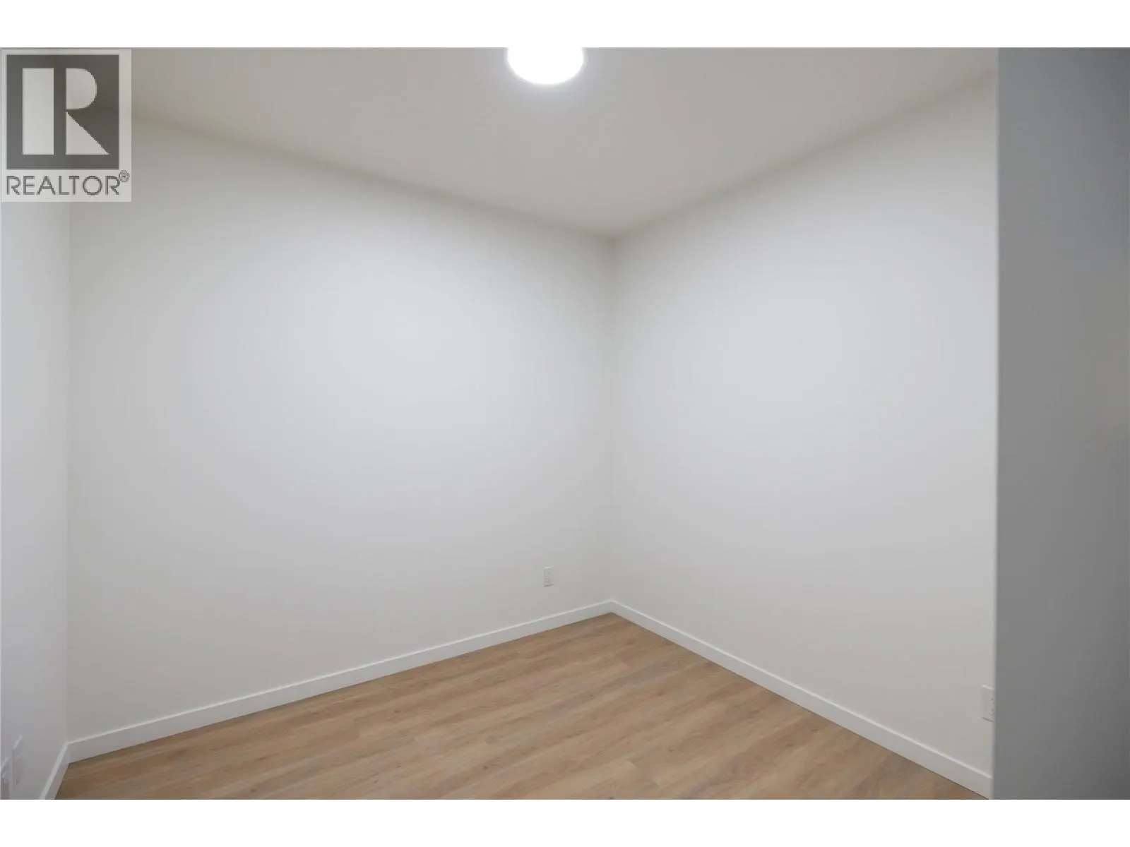 604 Cawston Avenue Unit# 615