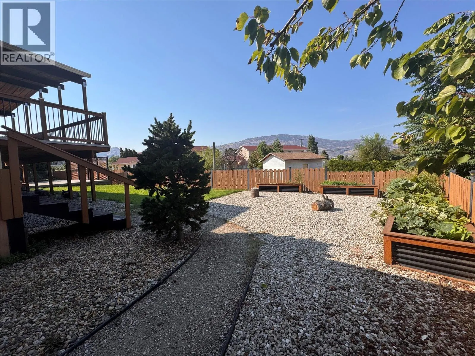 7 Birch Court