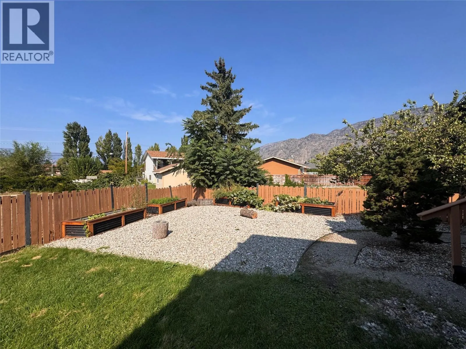 7 Birch Court