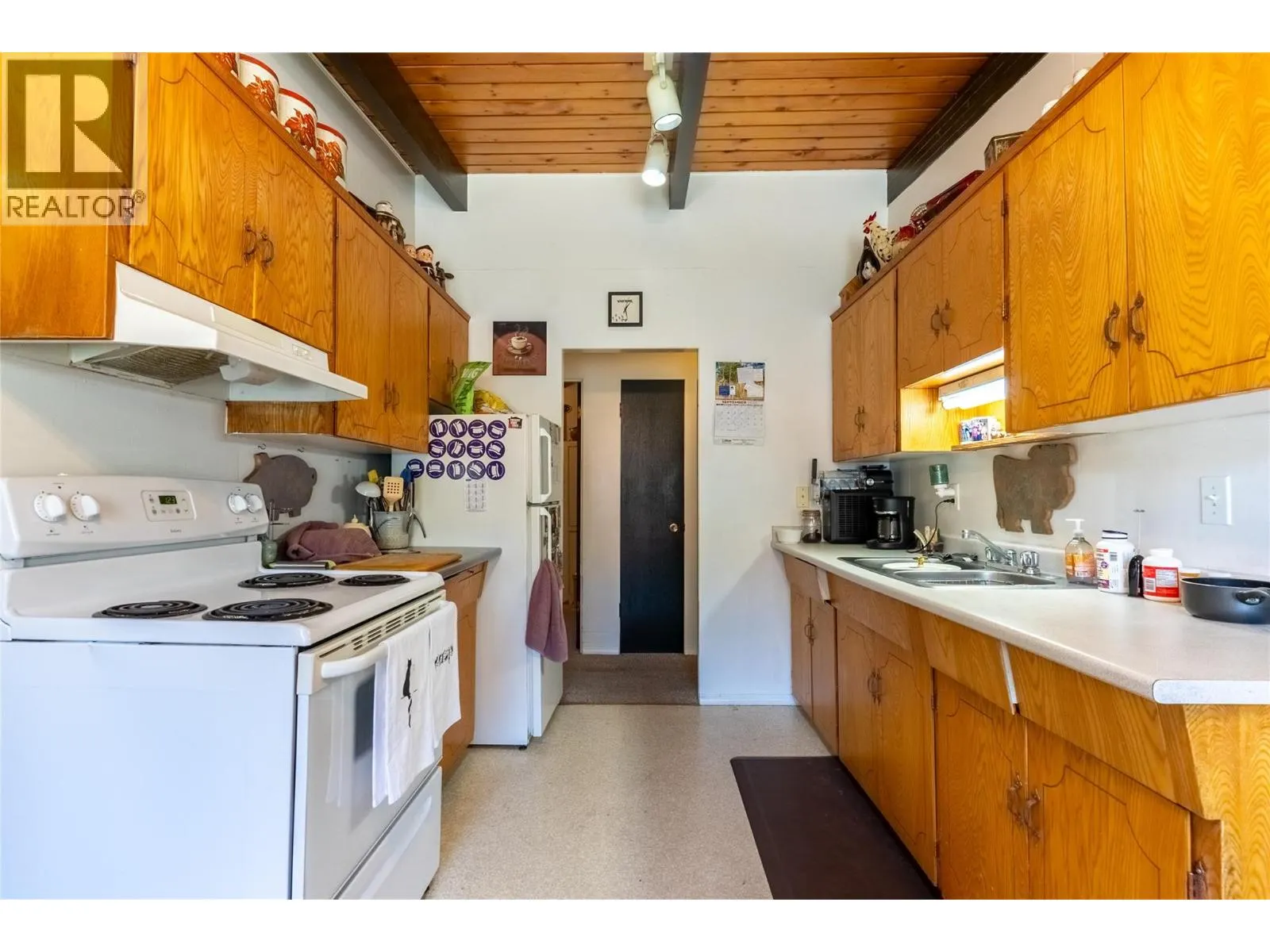 840/842 Collins Road