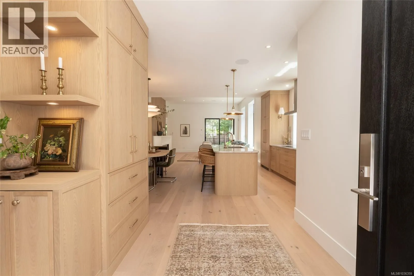 587 Oliver St