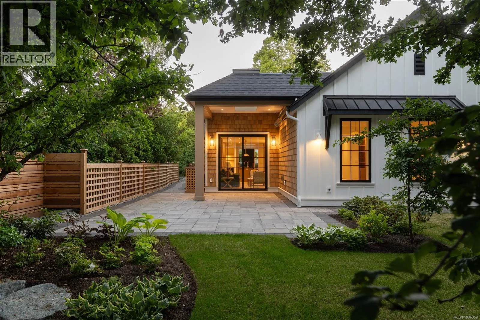 587 Oliver St