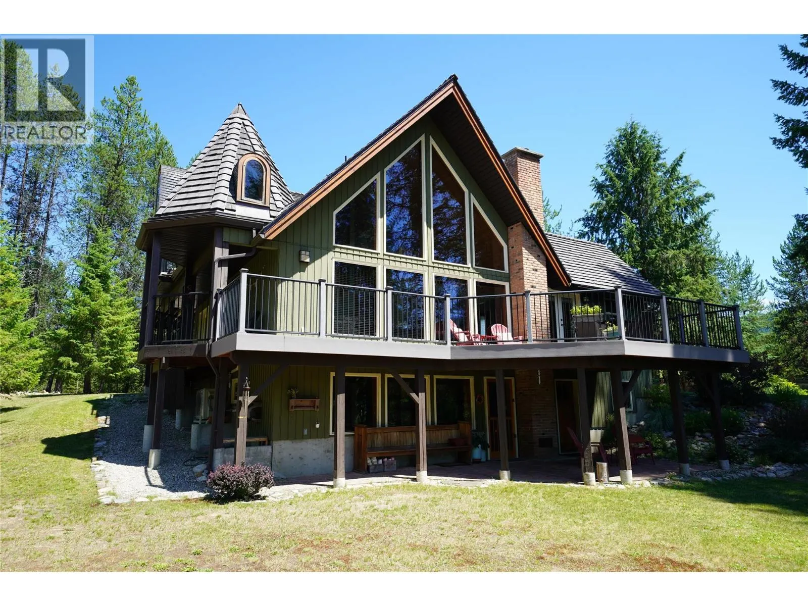 3306 Krestova Road