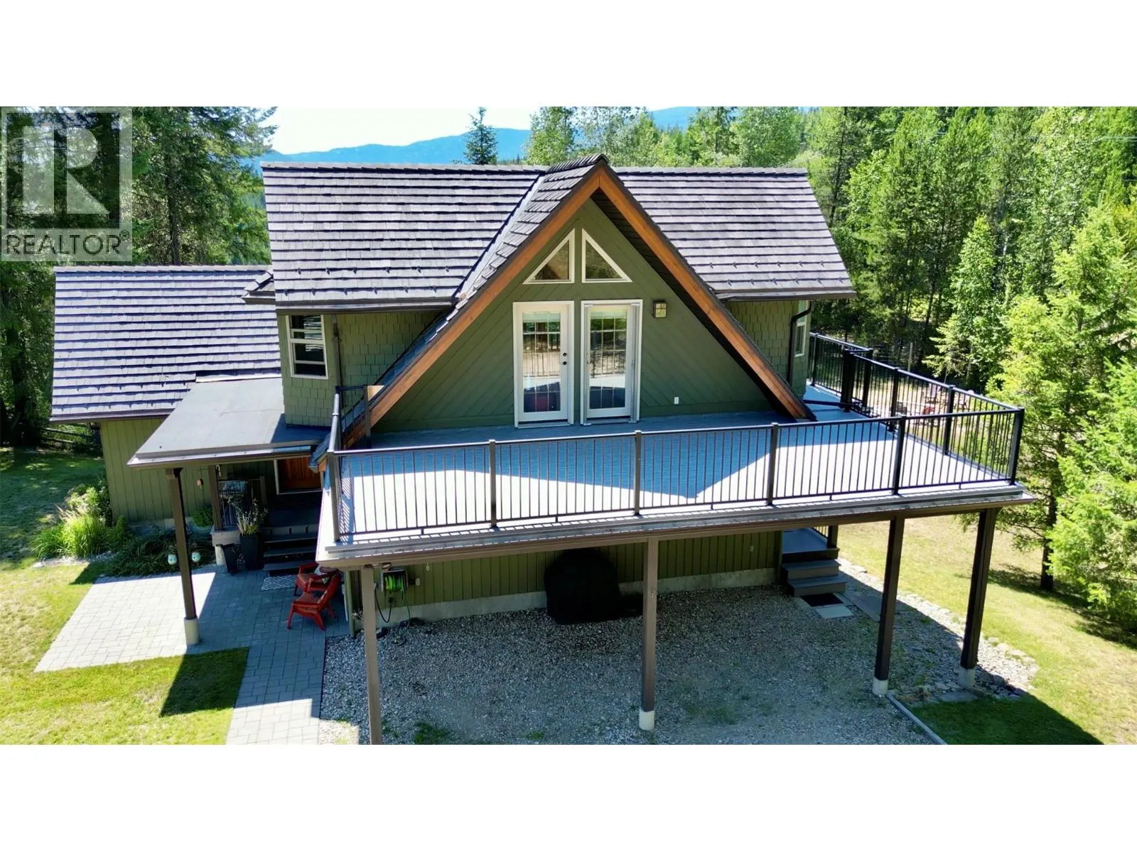 3306 Krestova Road