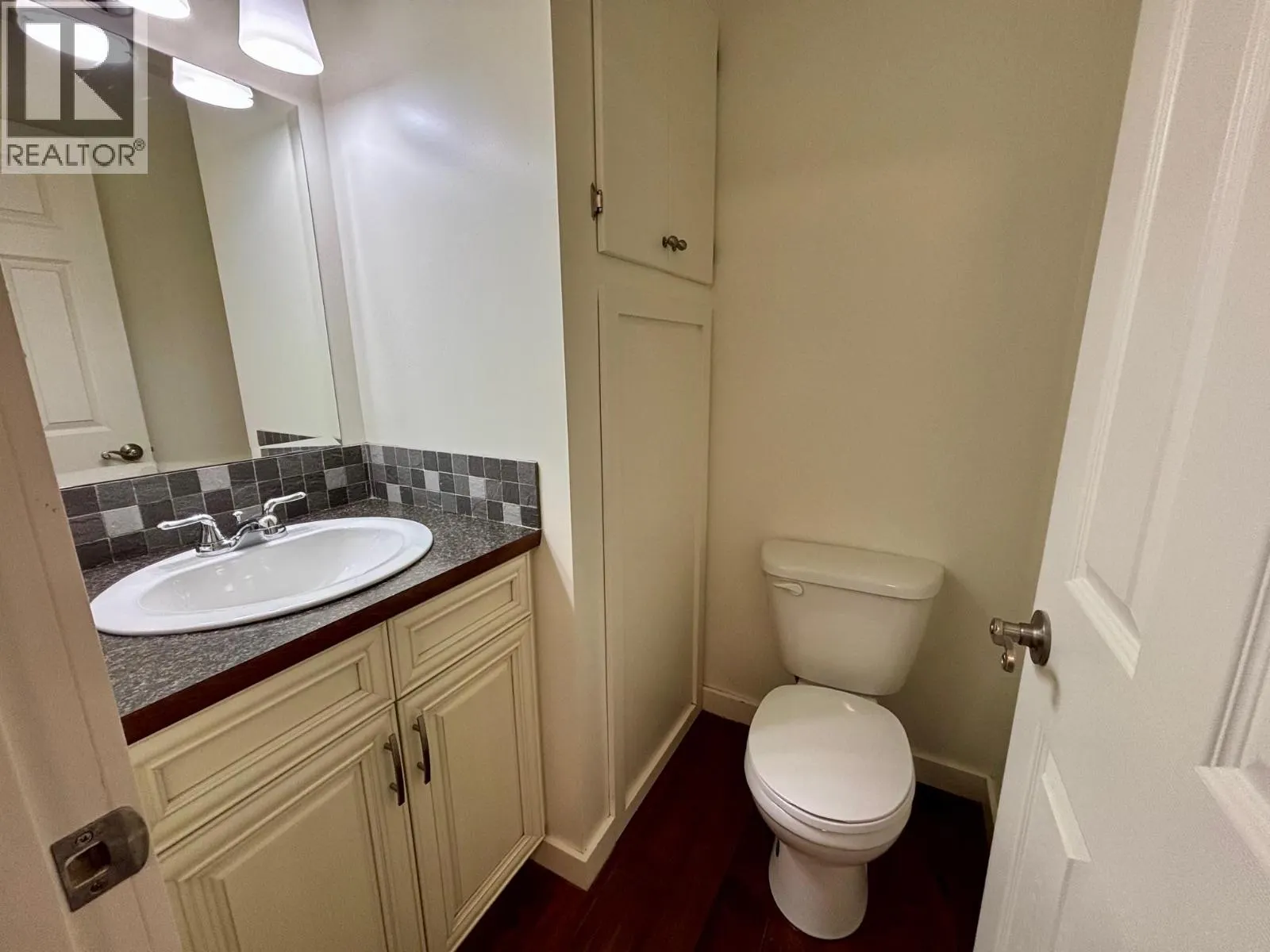 241 23 N Highway Unit# 5