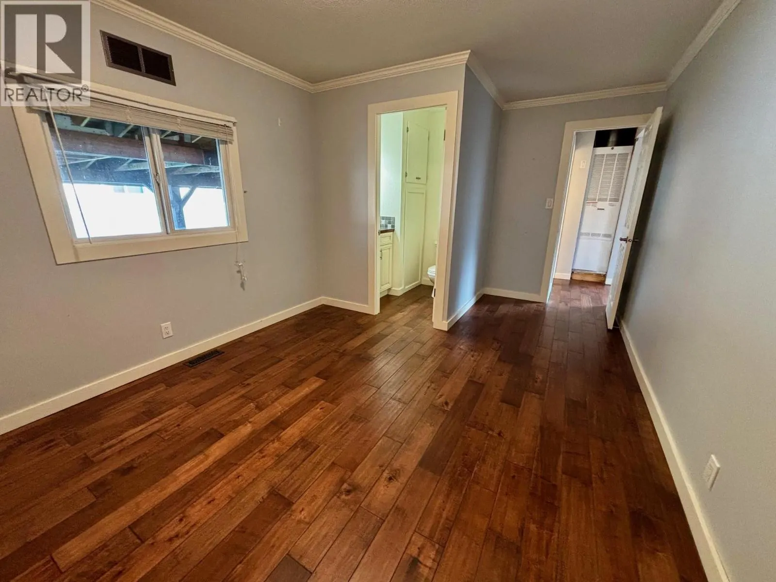 241 23 N Highway Unit# 5