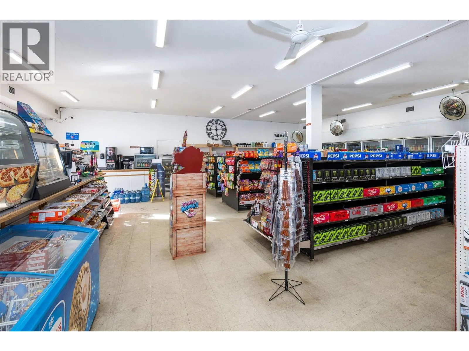 3643 Malakwa Road