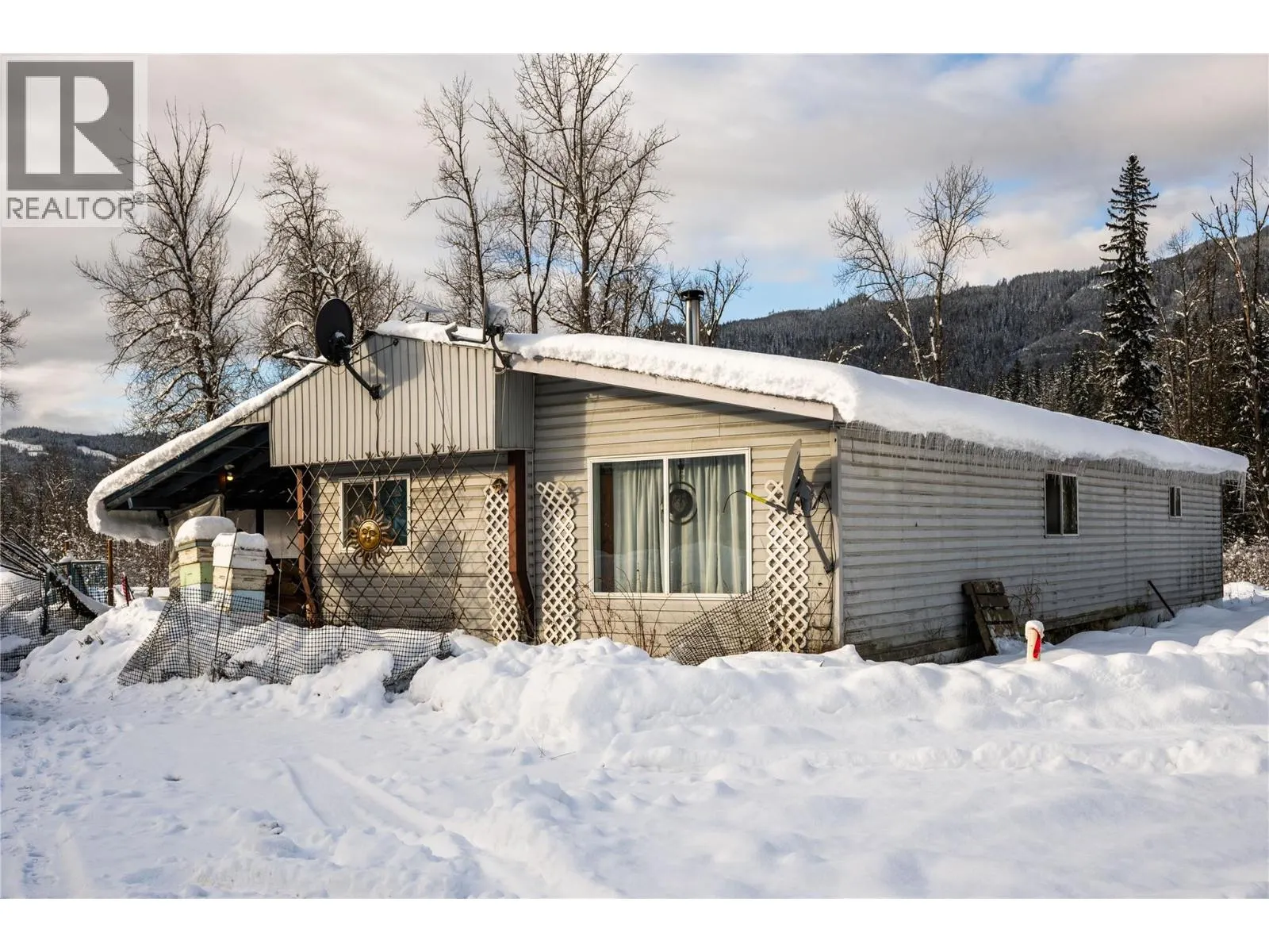 3643 Malakwa Road