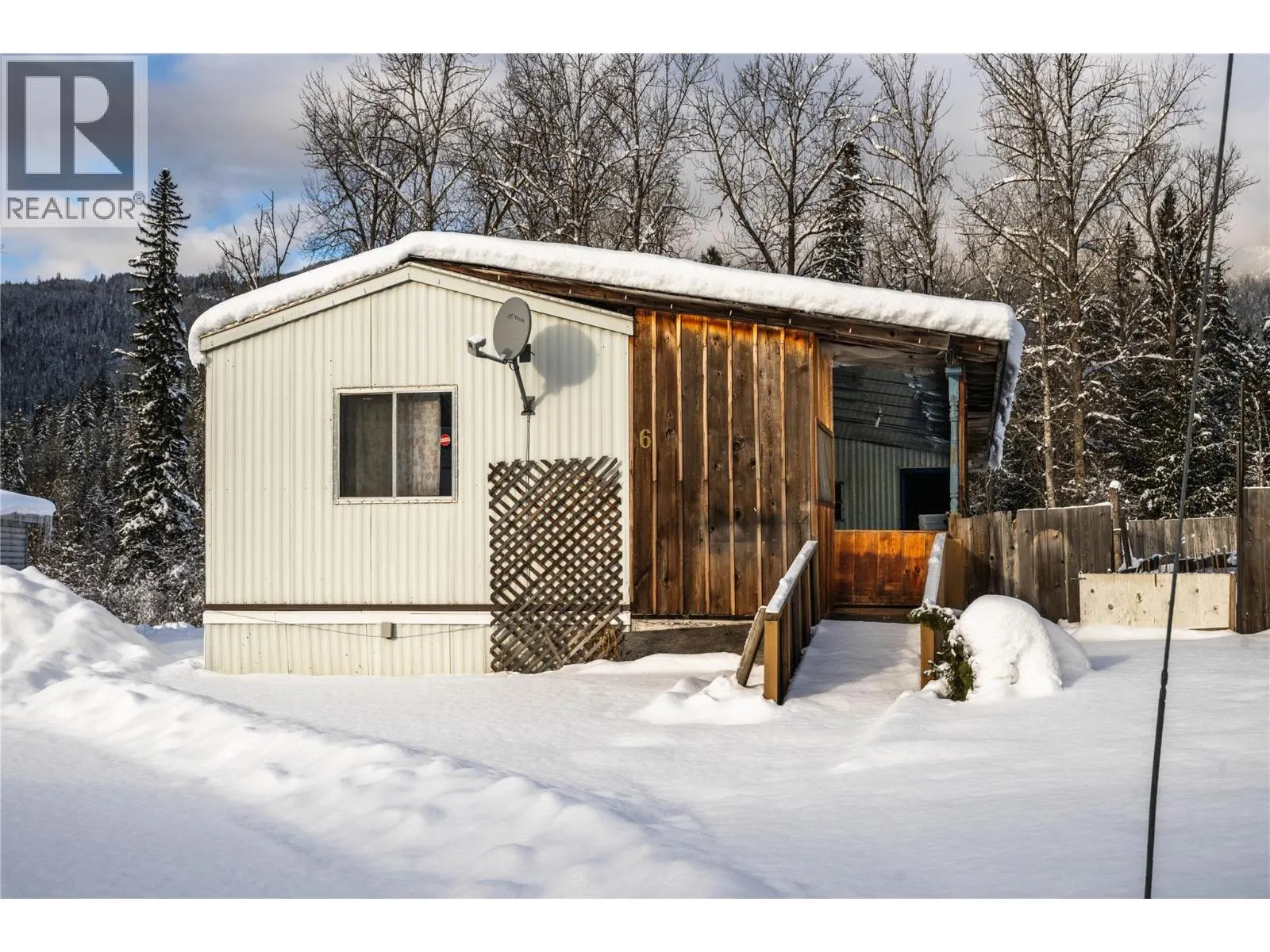 3643 Malakwa Road