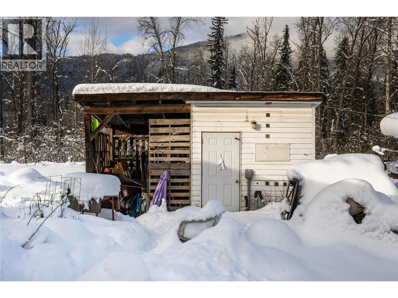 3643 Malakwa Road