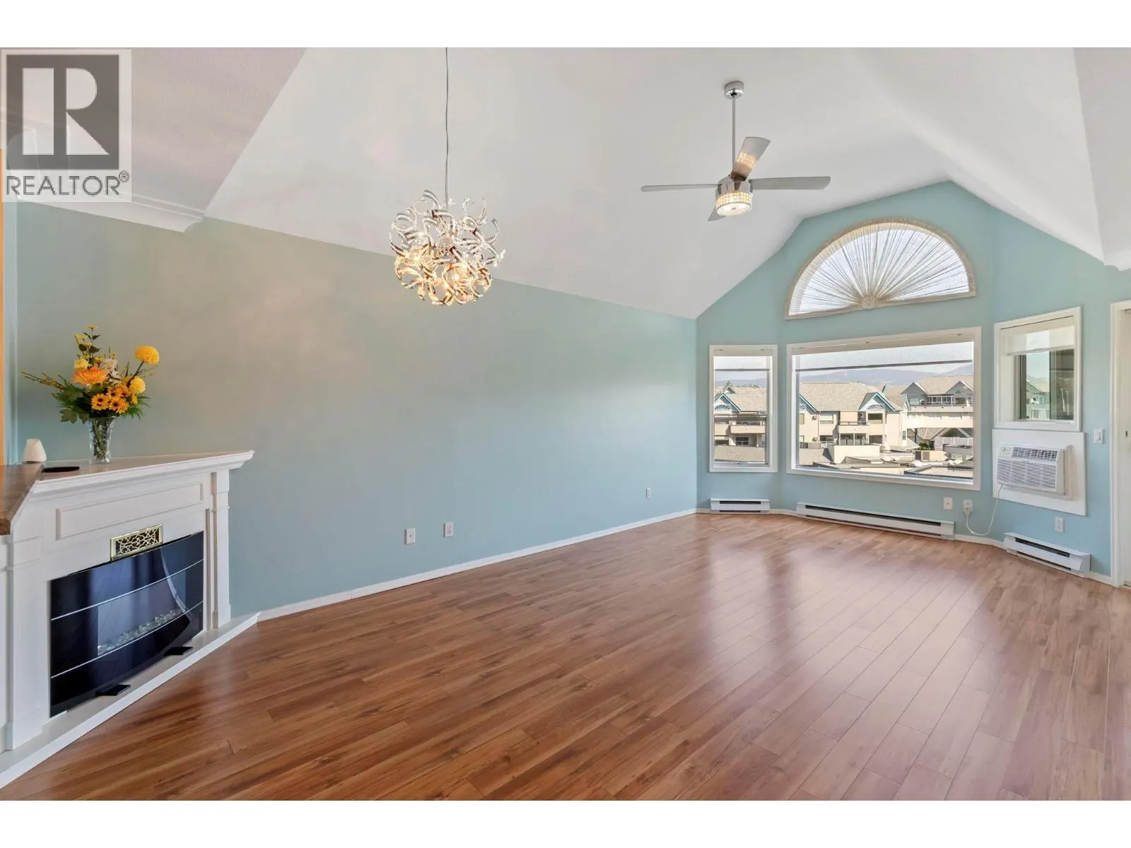 3283 Casorso Road Unit# 308