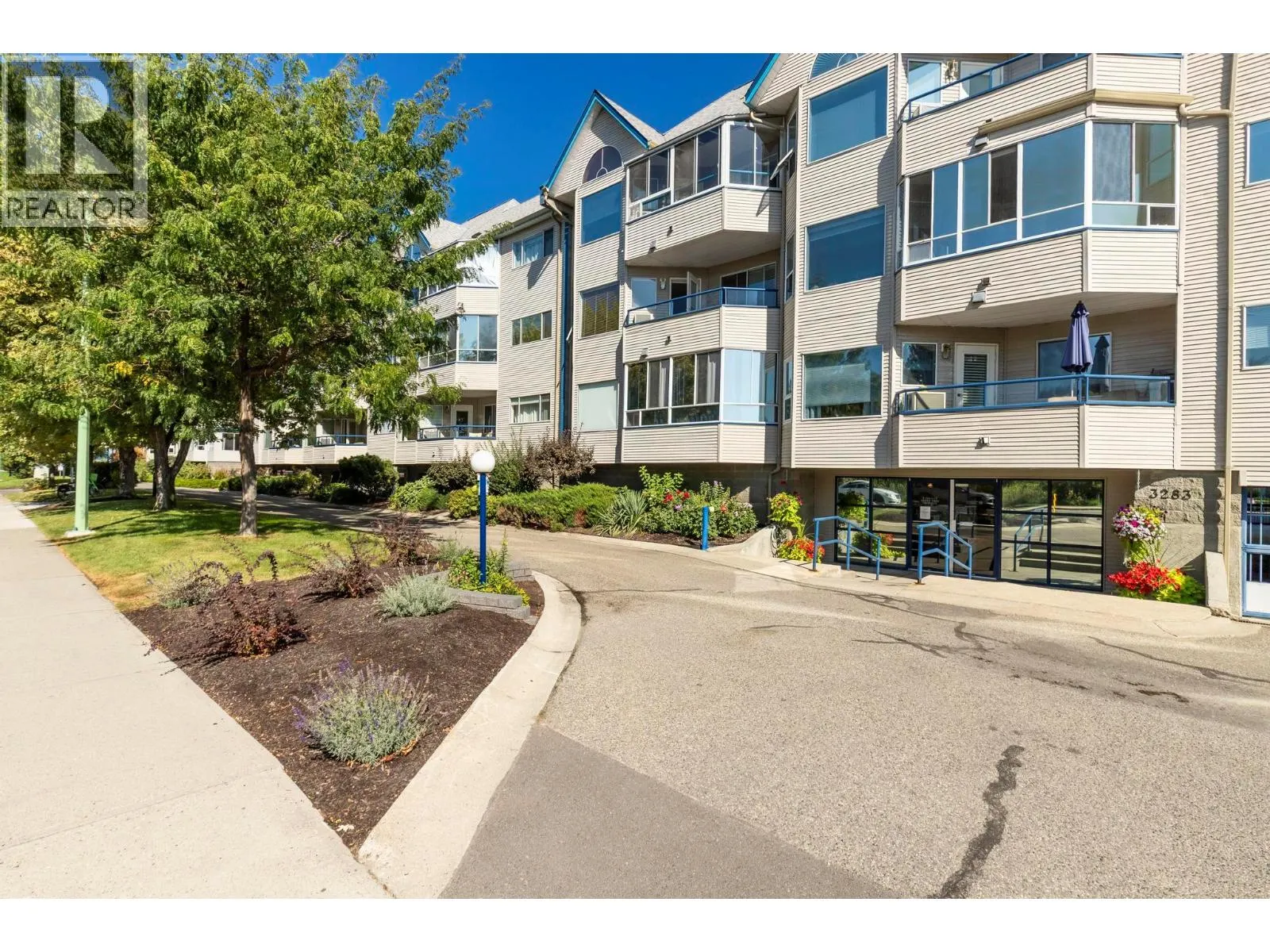 3283 Casorso Road Unit# 308
