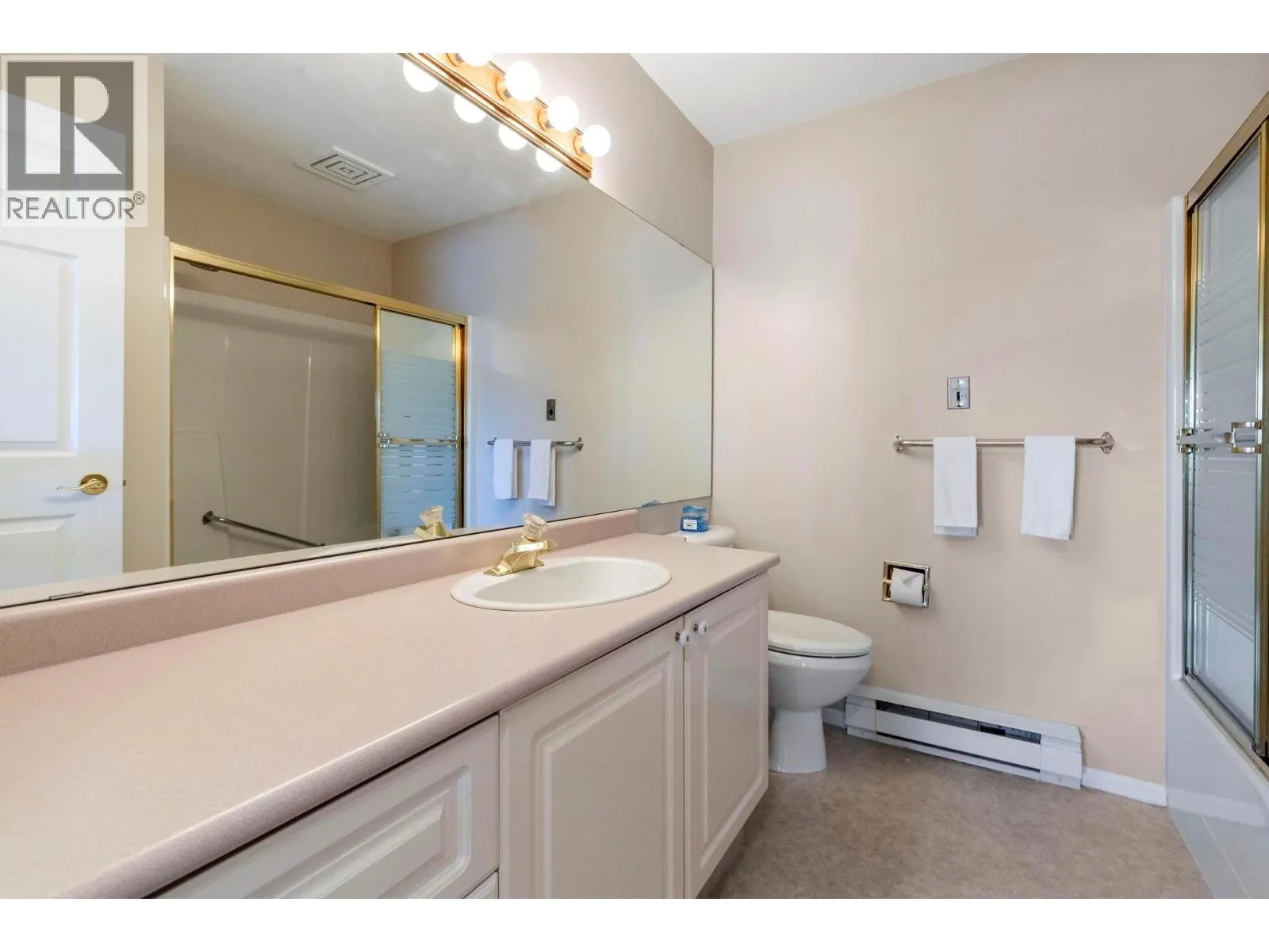 3283 Casorso Road Unit# 308
