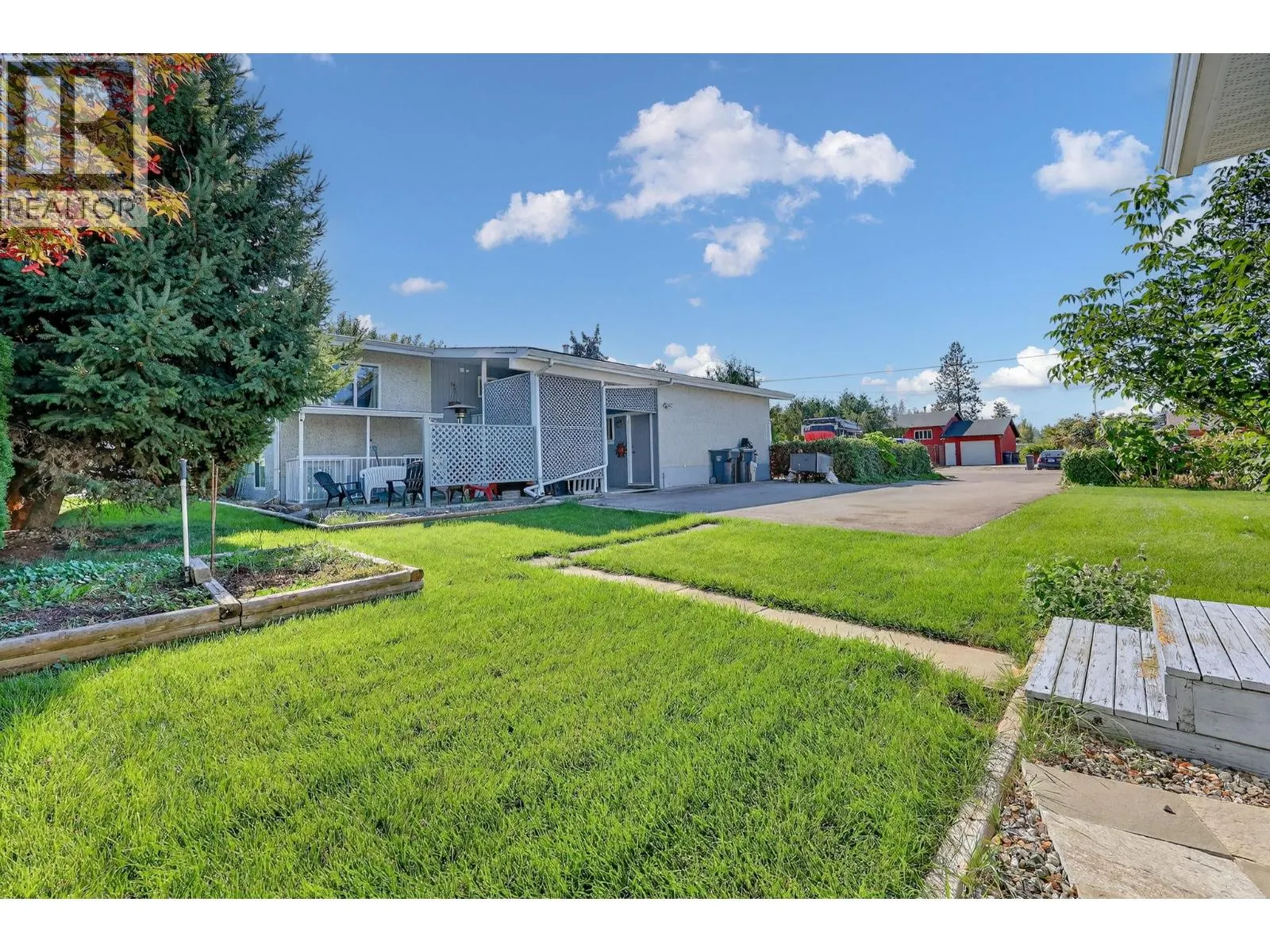 1060 Thompson Road