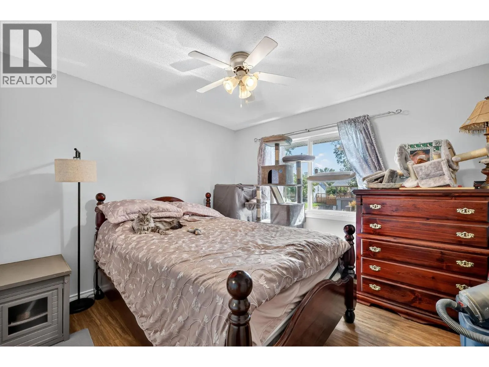 1060 Thompson Road