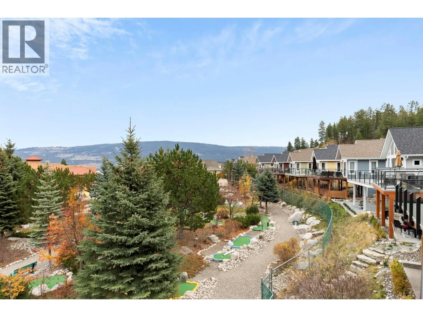 6749 La Palma Loop