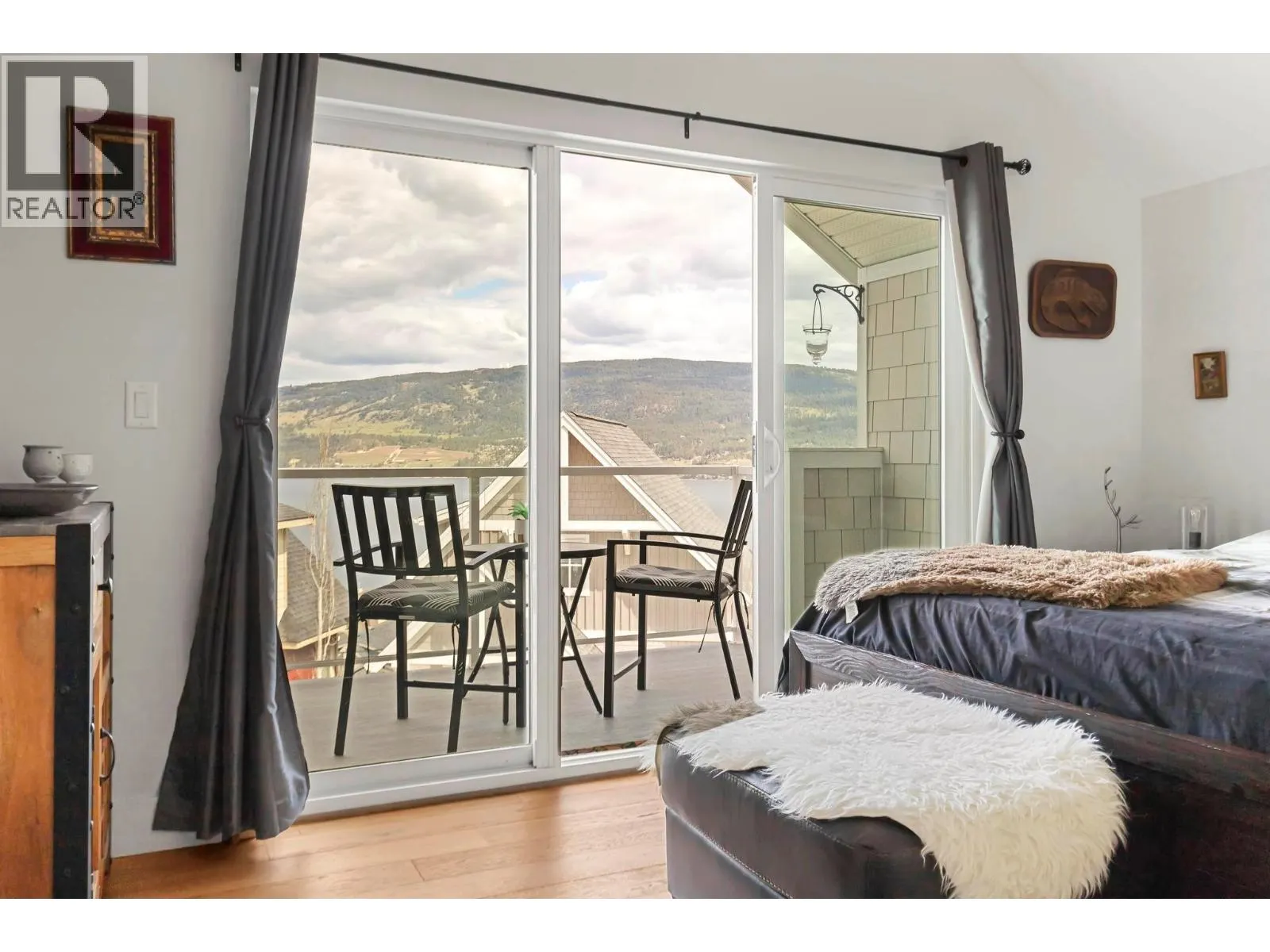 6749 La Palma Loop