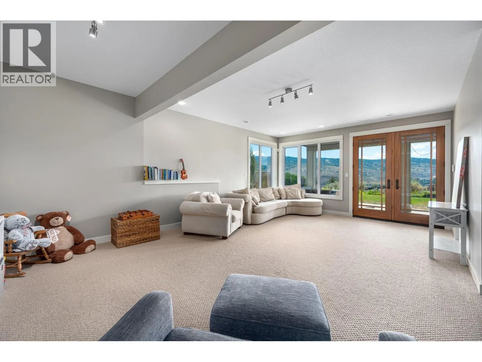 1160 Canyon Ridge Drive