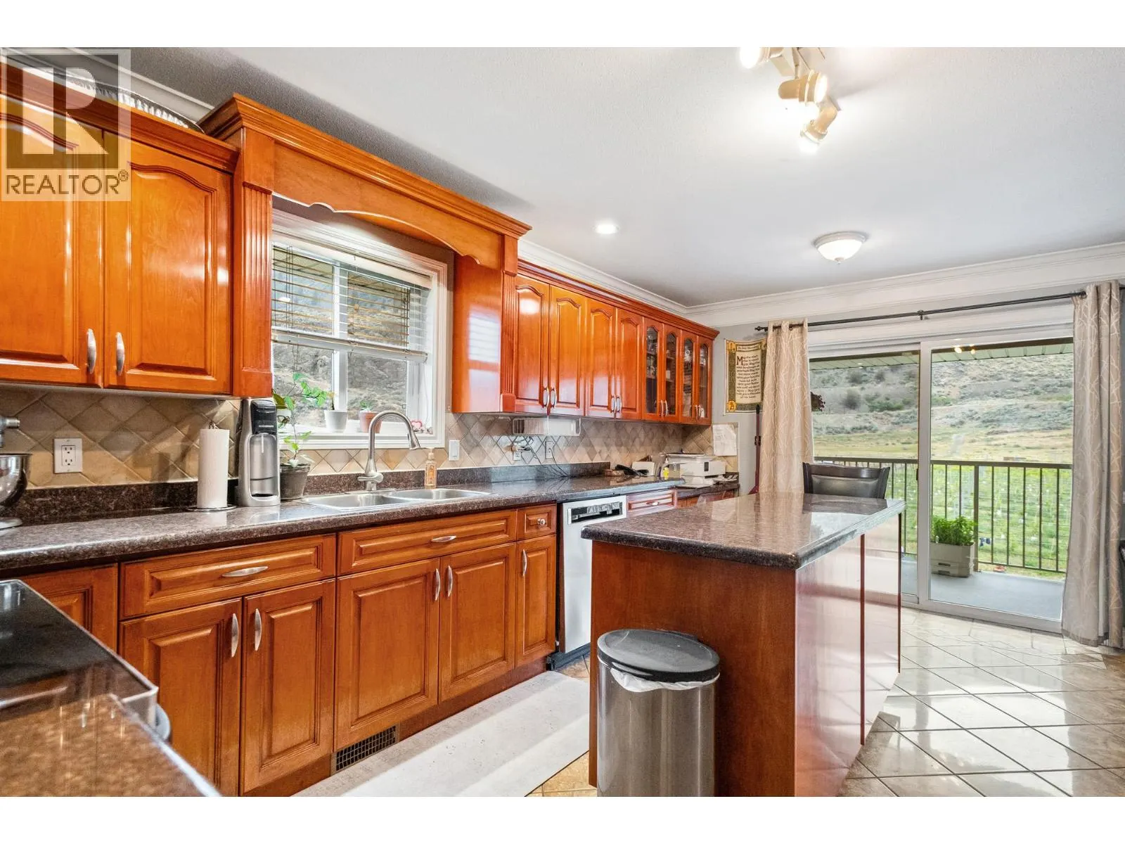 2300 Upper Bench Road
