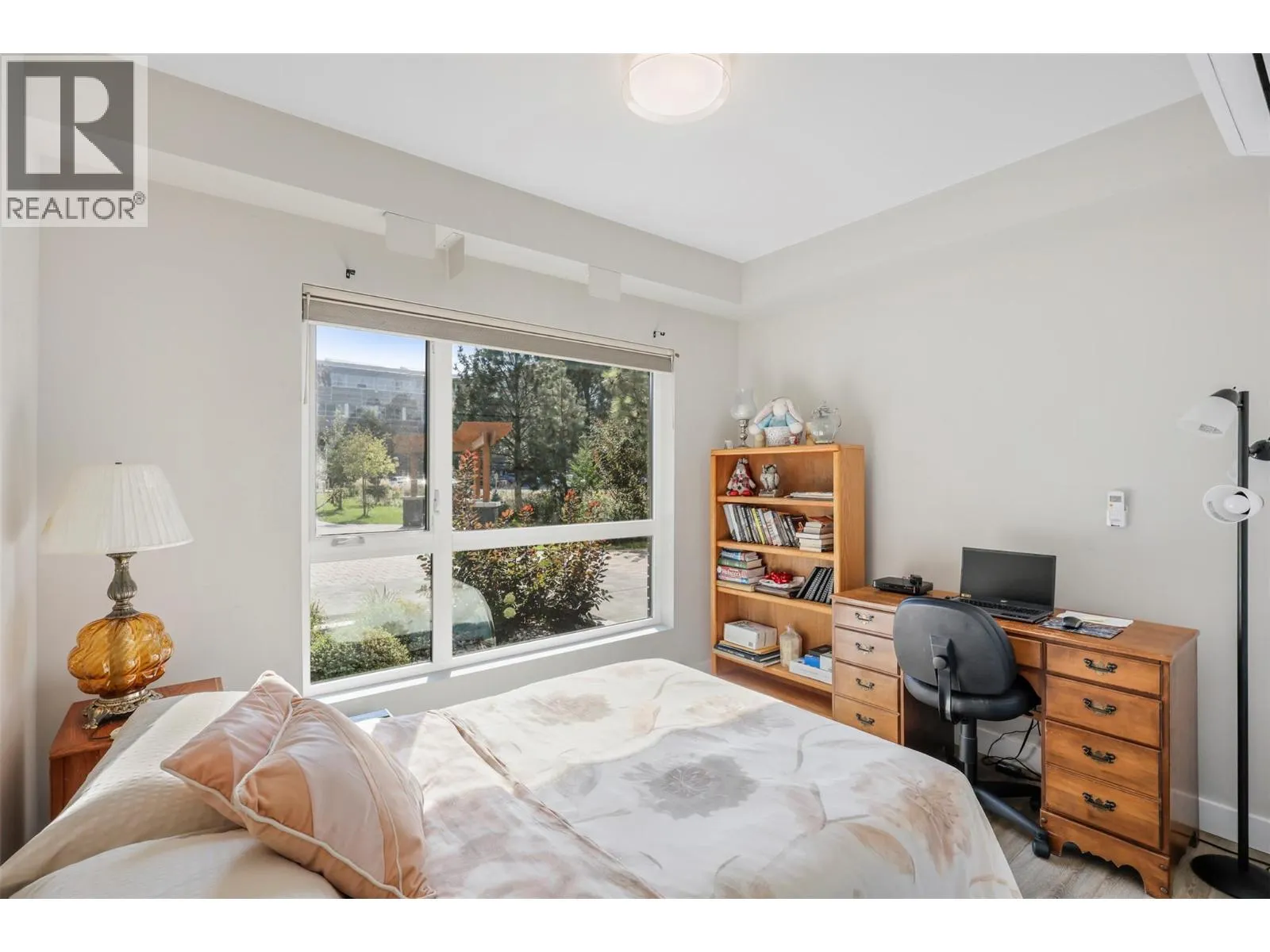 875 University Drive Unit# 103