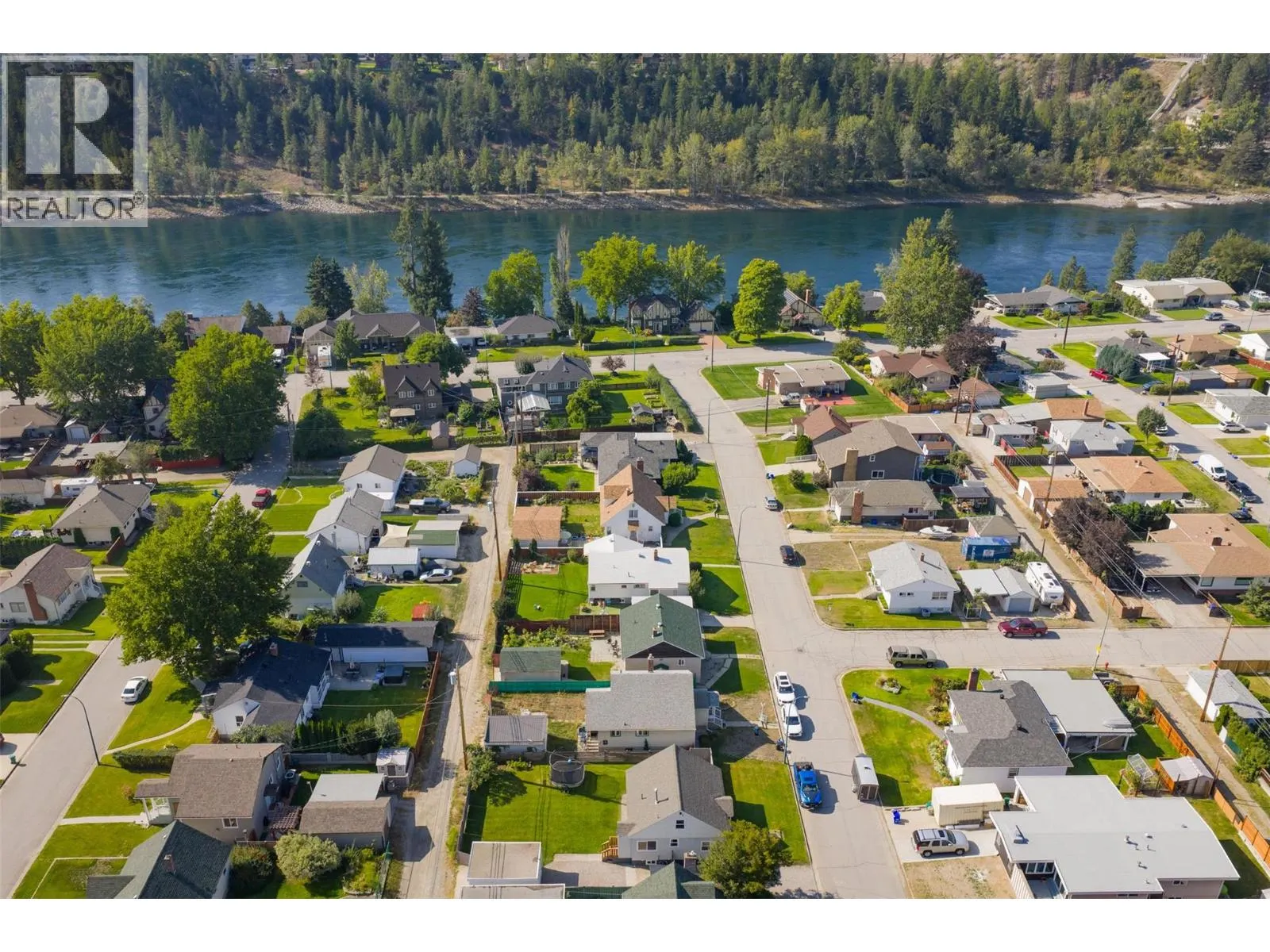 516 Portia Crescent